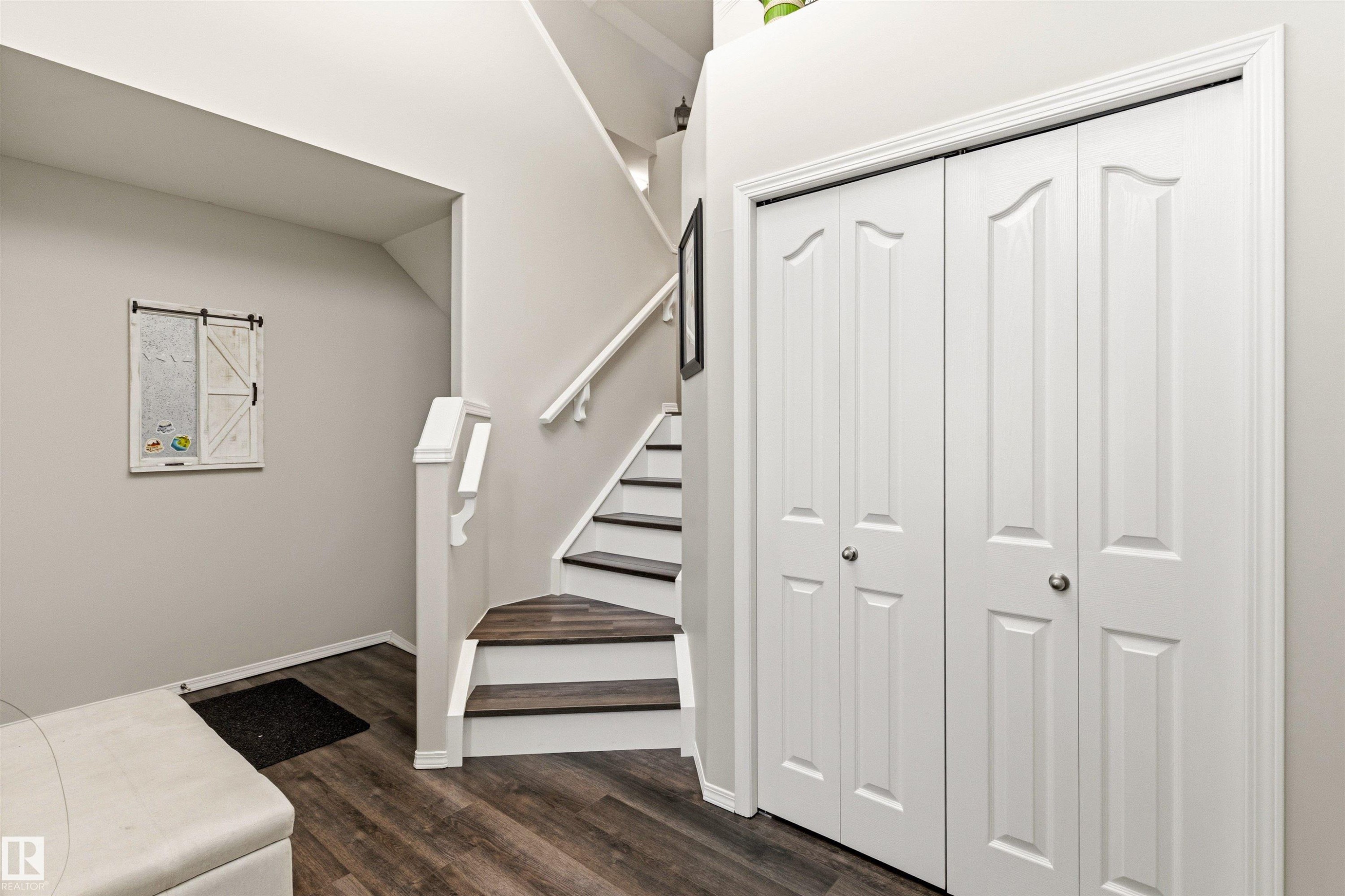 24 Egerland Place, Stony Plain, AB