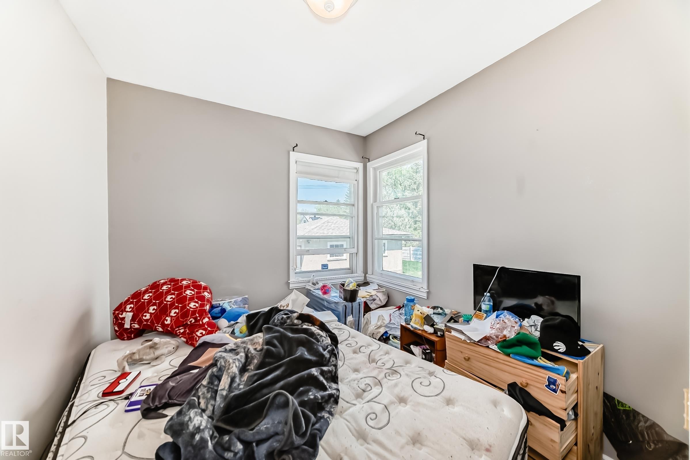 10958 65 Avenue, Edmonton, AB