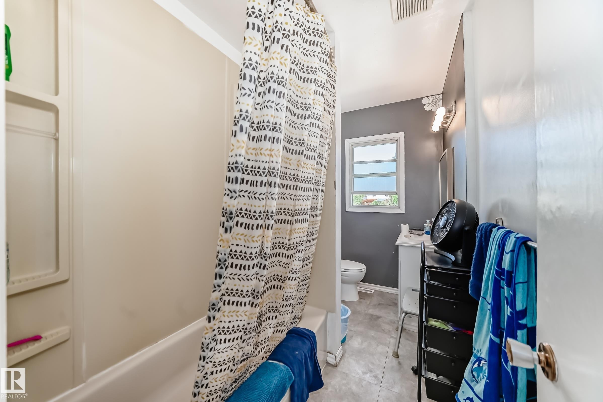 10958 65 Avenue, Edmonton, AB
