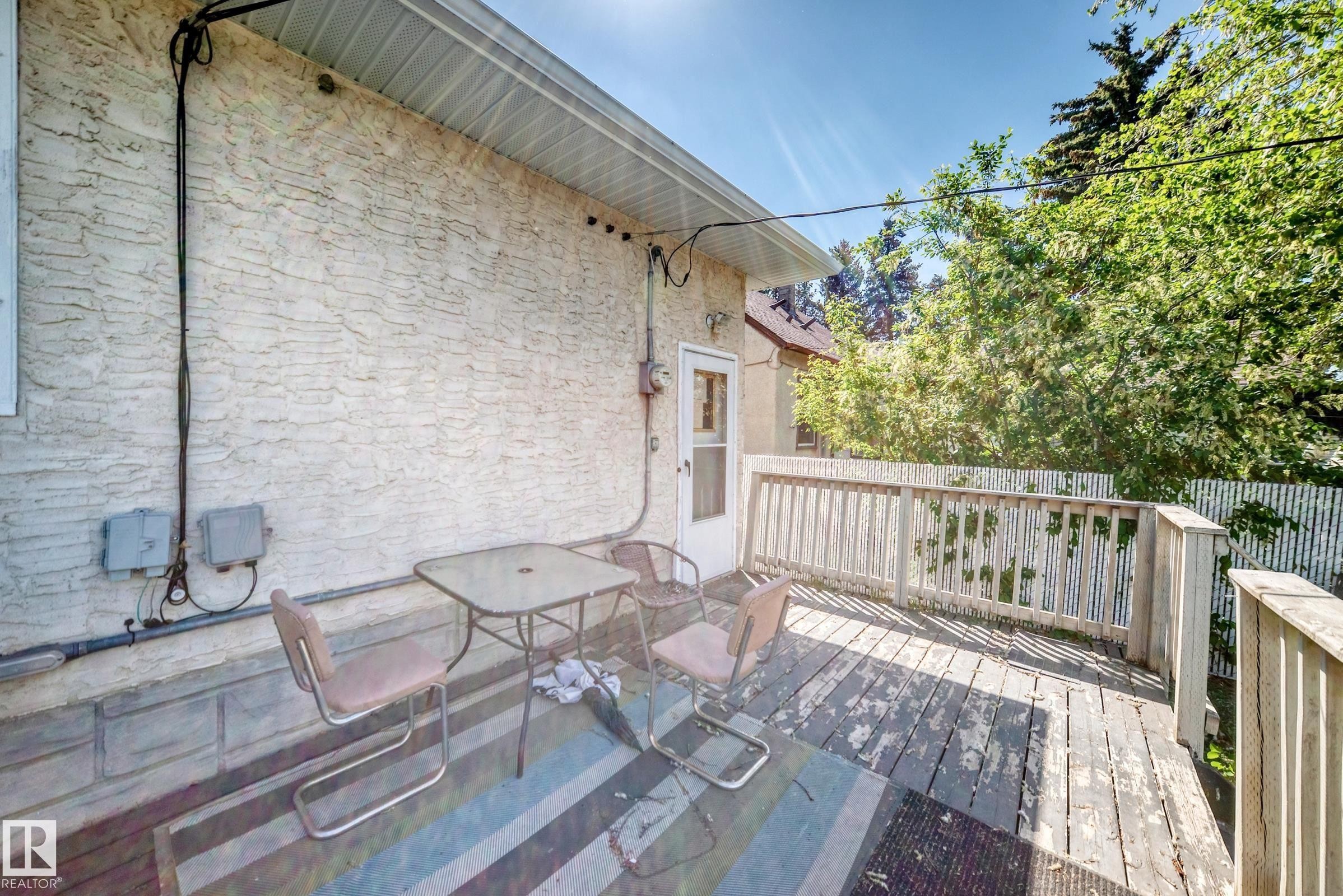 10958 65 Avenue, Edmonton, AB