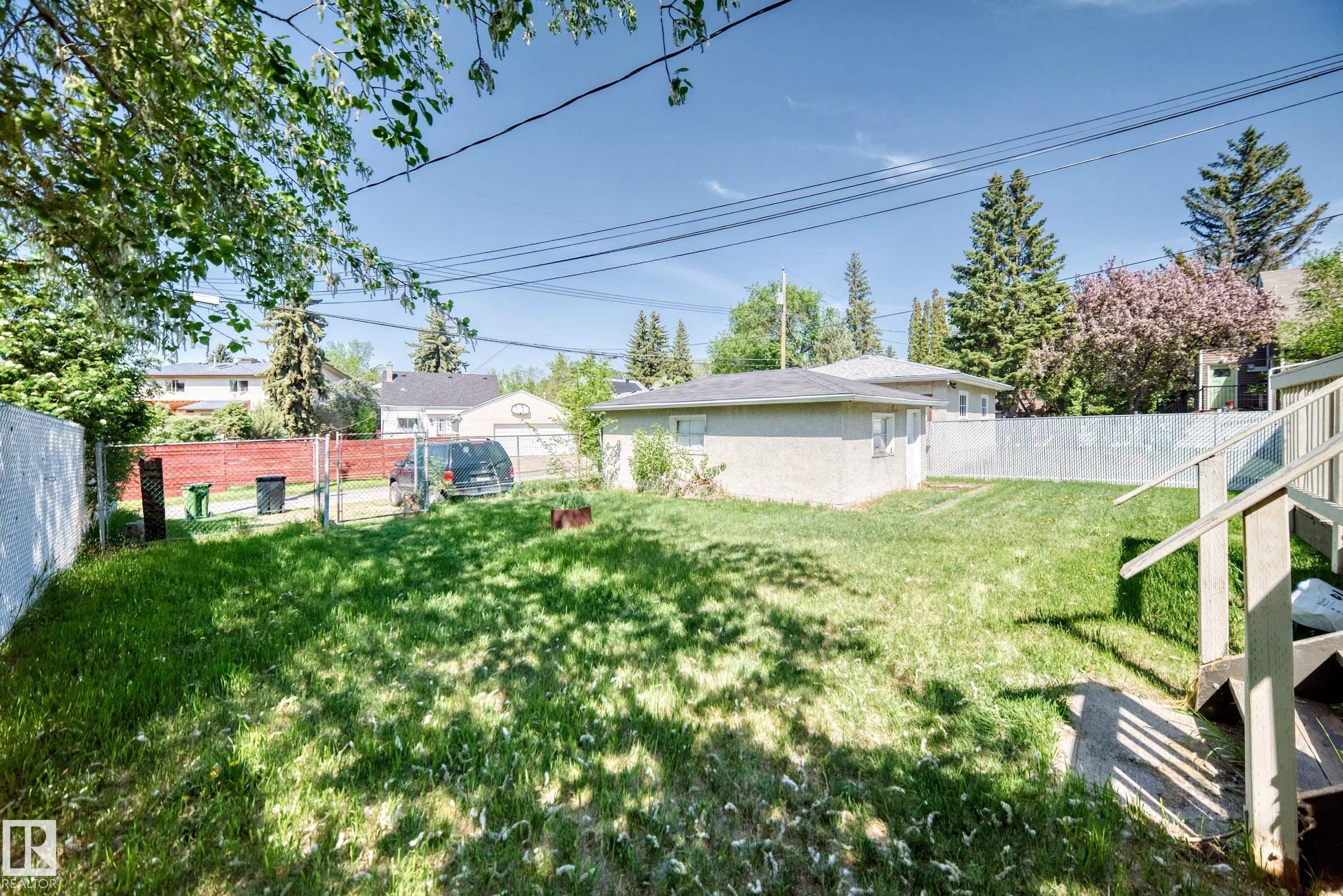 10958 65 Avenue, Edmonton, AB