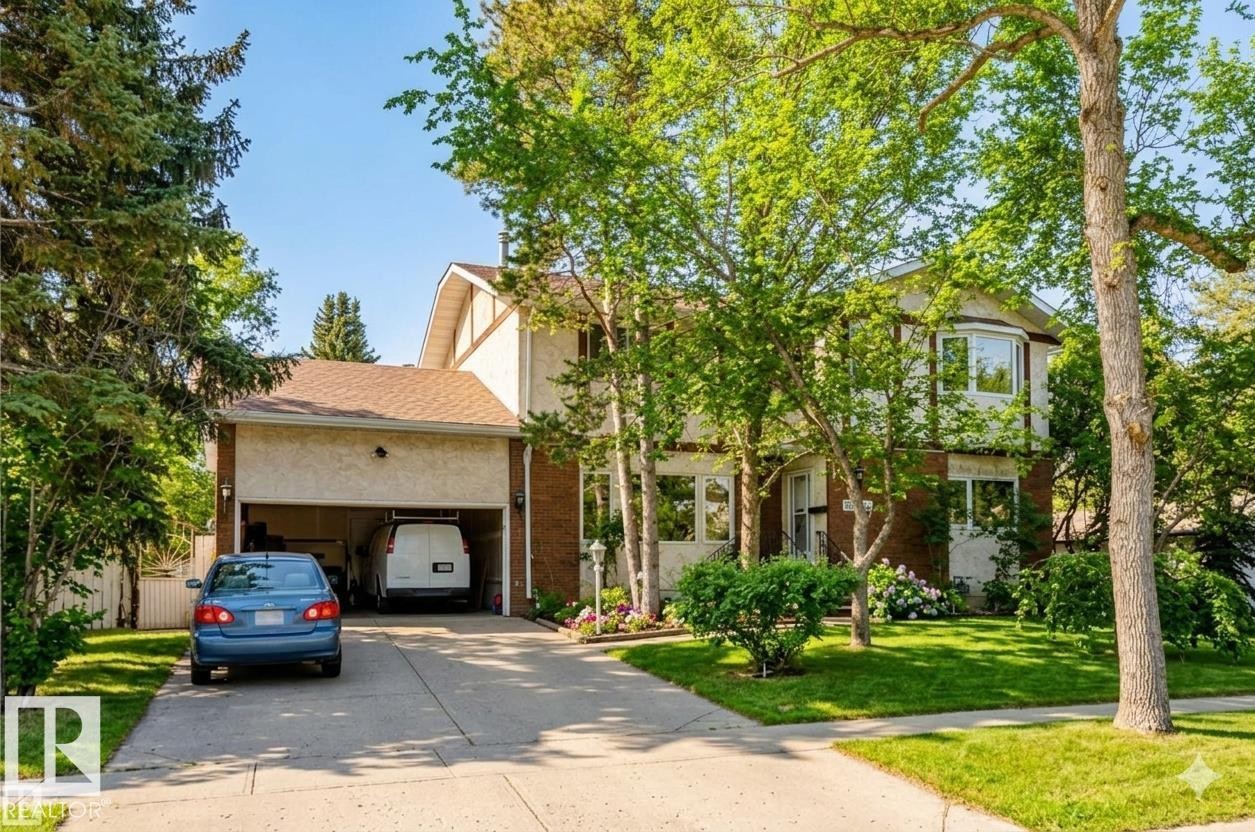 10819 54 Avenue, Edmonton, AB