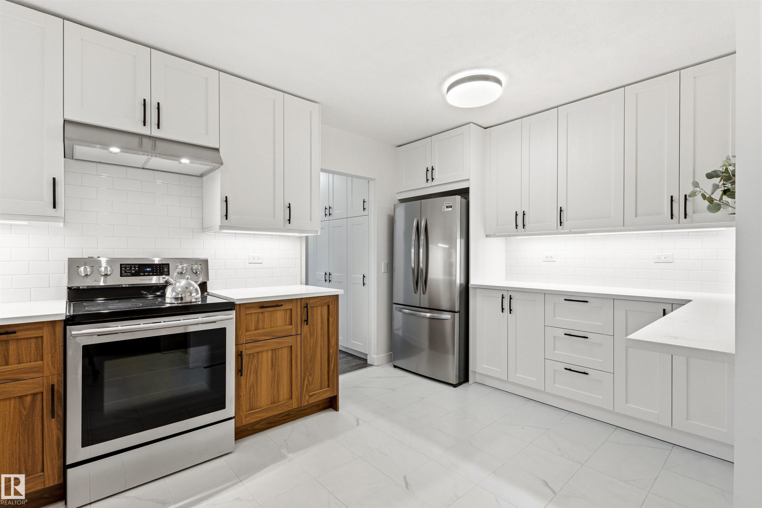 11135 49 Avenue, Edmonton, AB