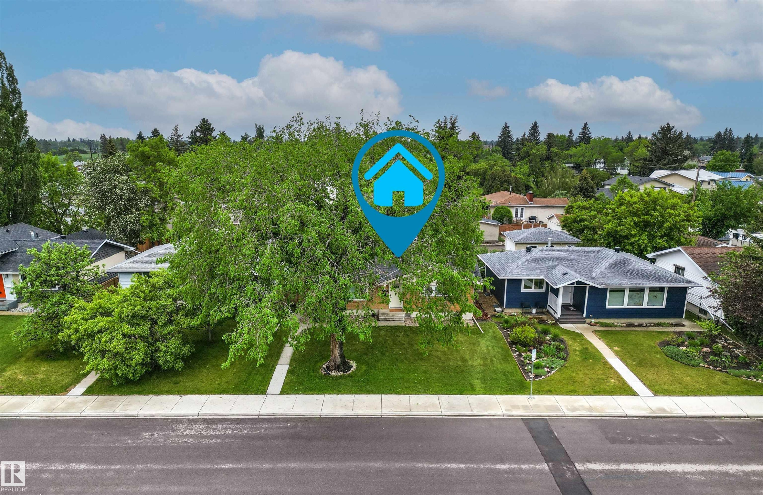 11135 49 Avenue, Edmonton, AB