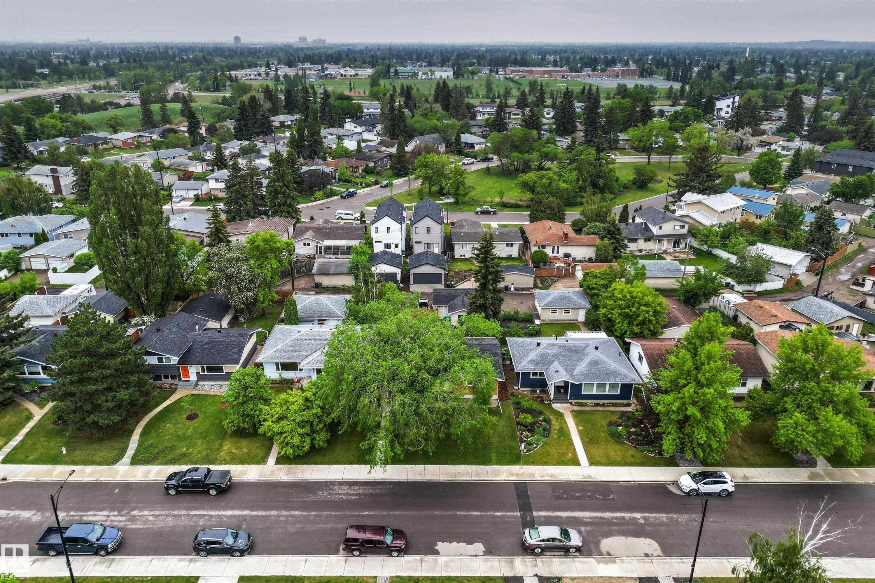 11135 49 Avenue, Edmonton, AB