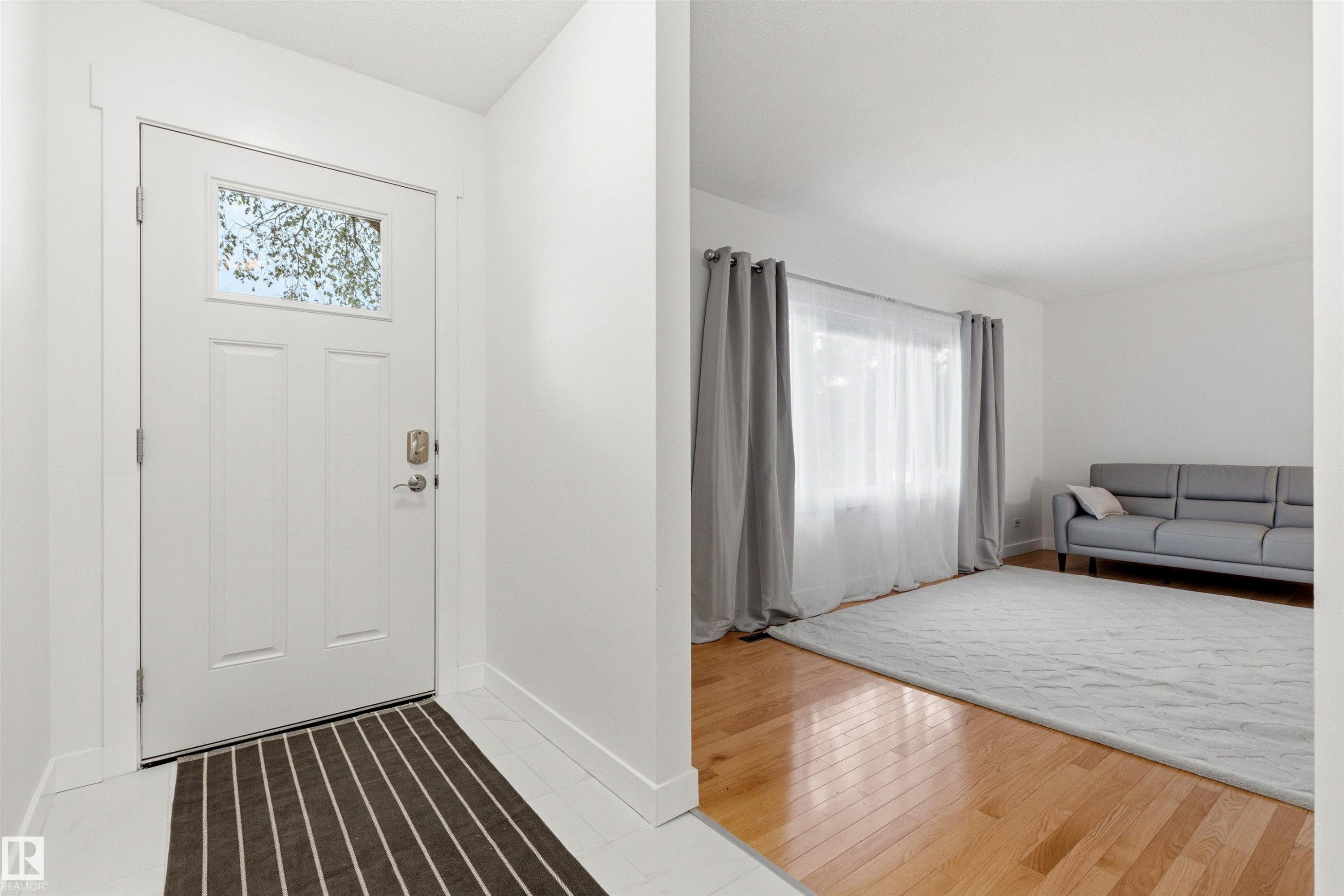 11135 49 Avenue, Edmonton, AB