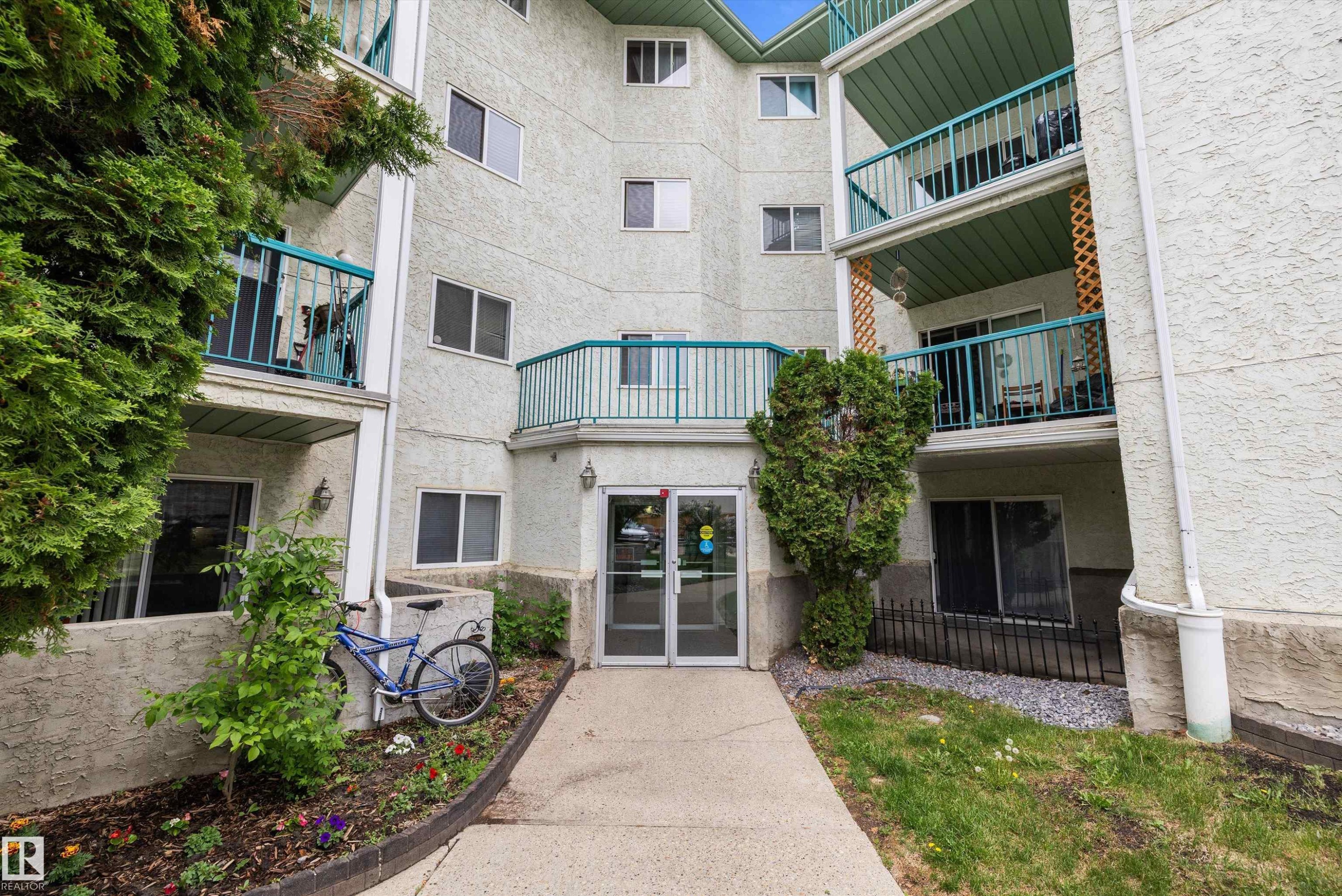 111 9619 174 Street, Edmonton, AB