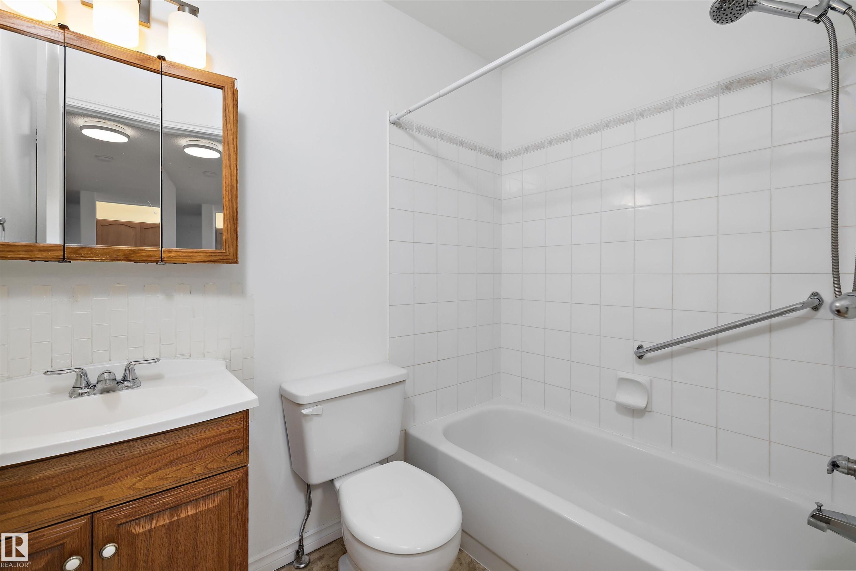 111 9619 174 Street, Edmonton, AB