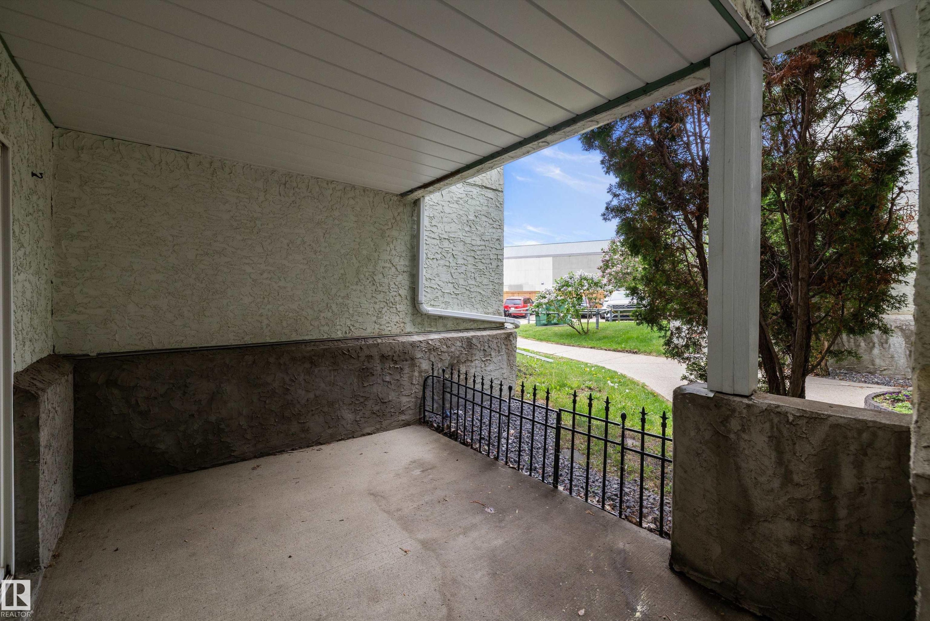 111 9619 174 Street, Edmonton, AB
