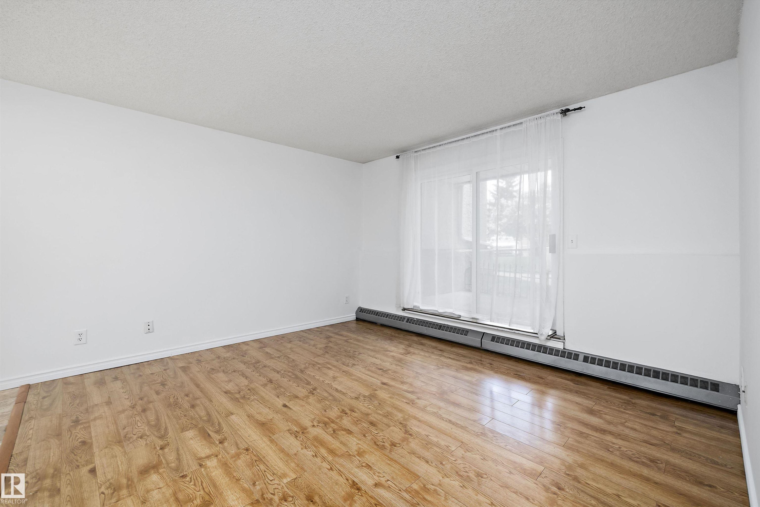 111 9619 174 Street, Edmonton, AB