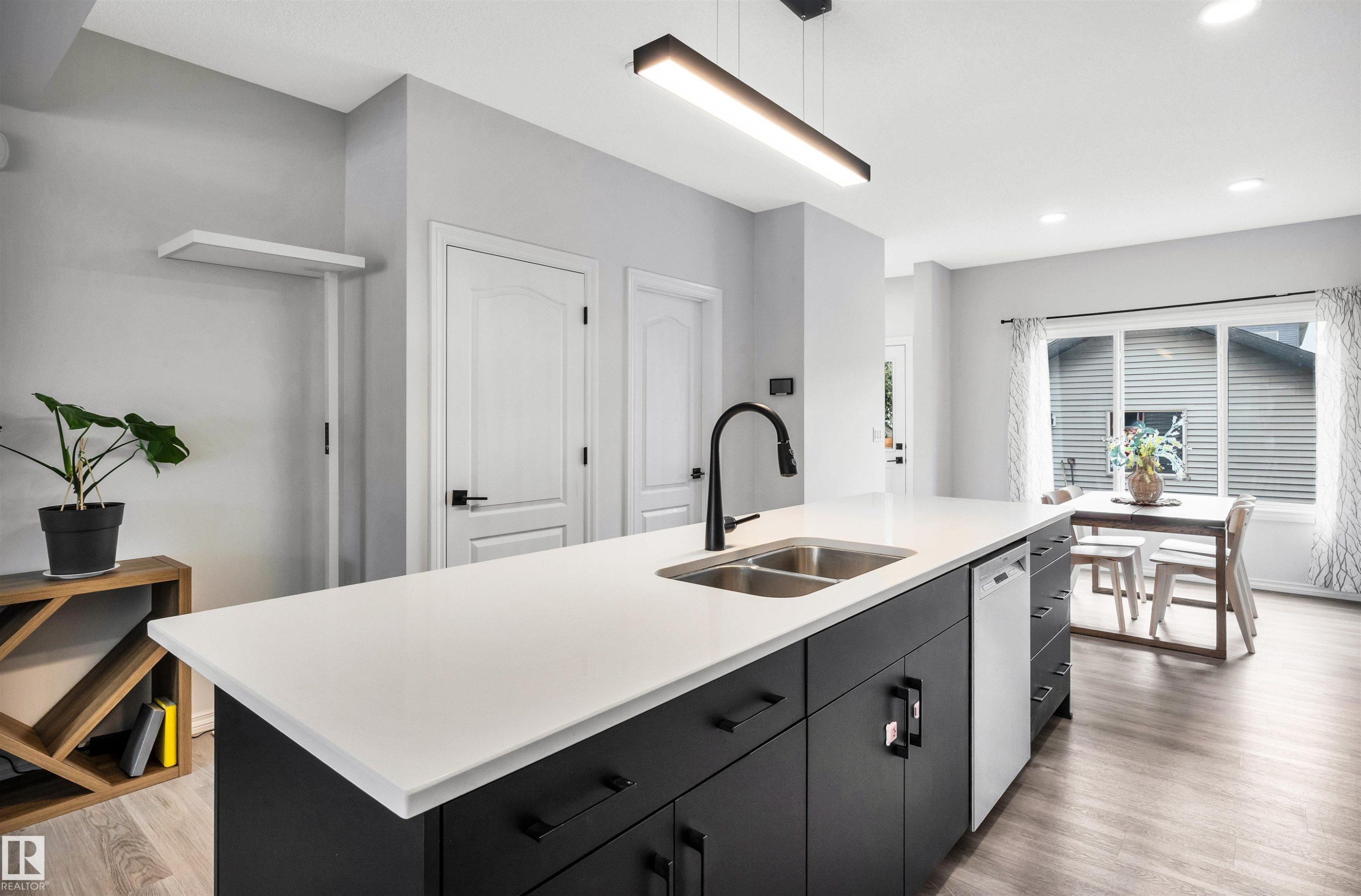 2495 Kelly Circle Circle, Edmonton, AB