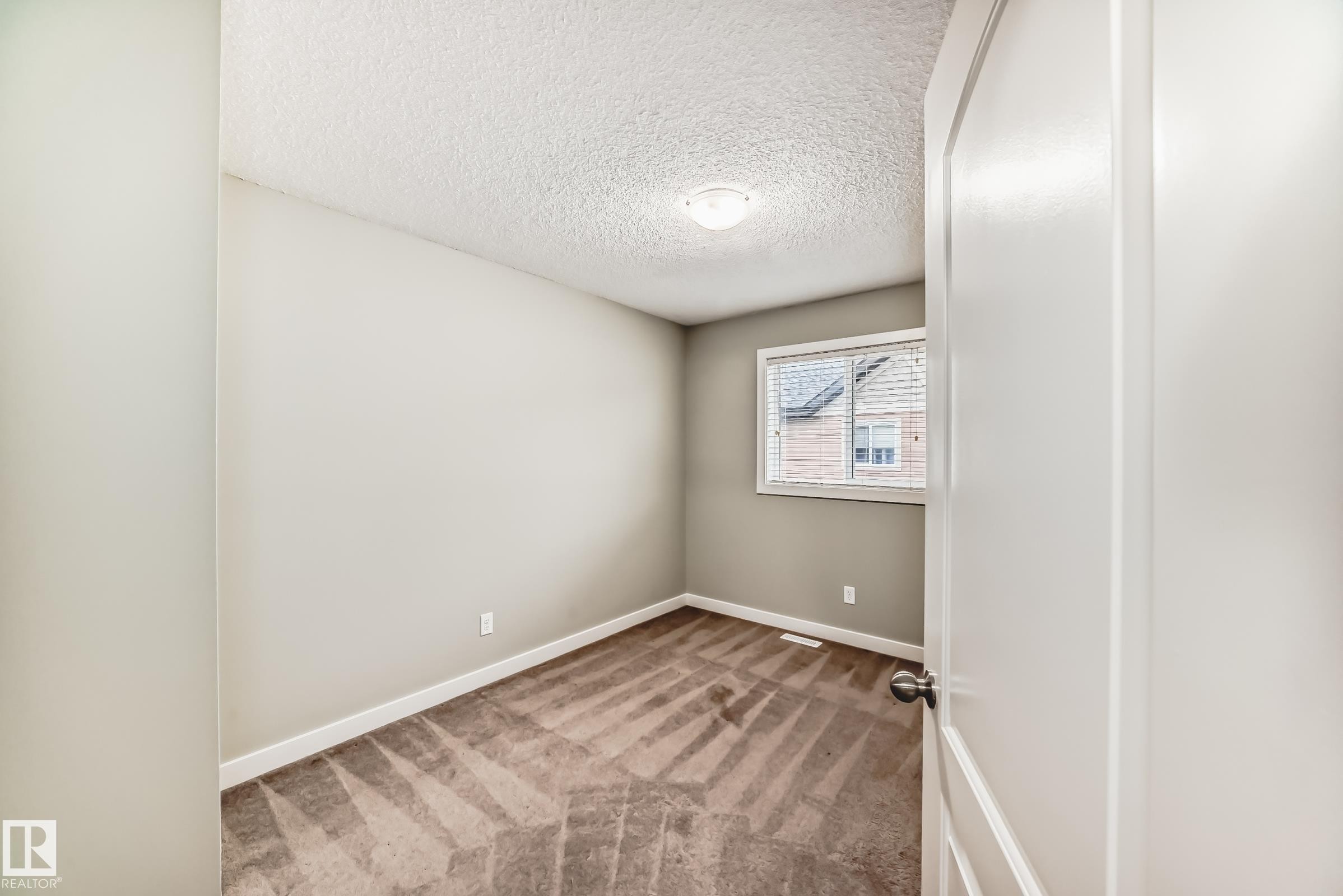 Second Floor - #47 12004 22 Av Sw, Edmonton, AB - Indoor Photo Showing Other Room