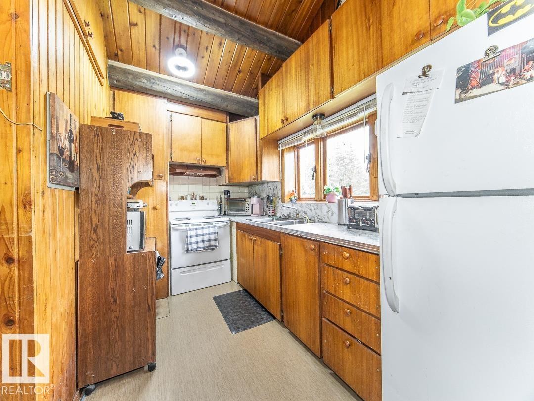 50409B Highway 16, Rural Yellowhead, AB
