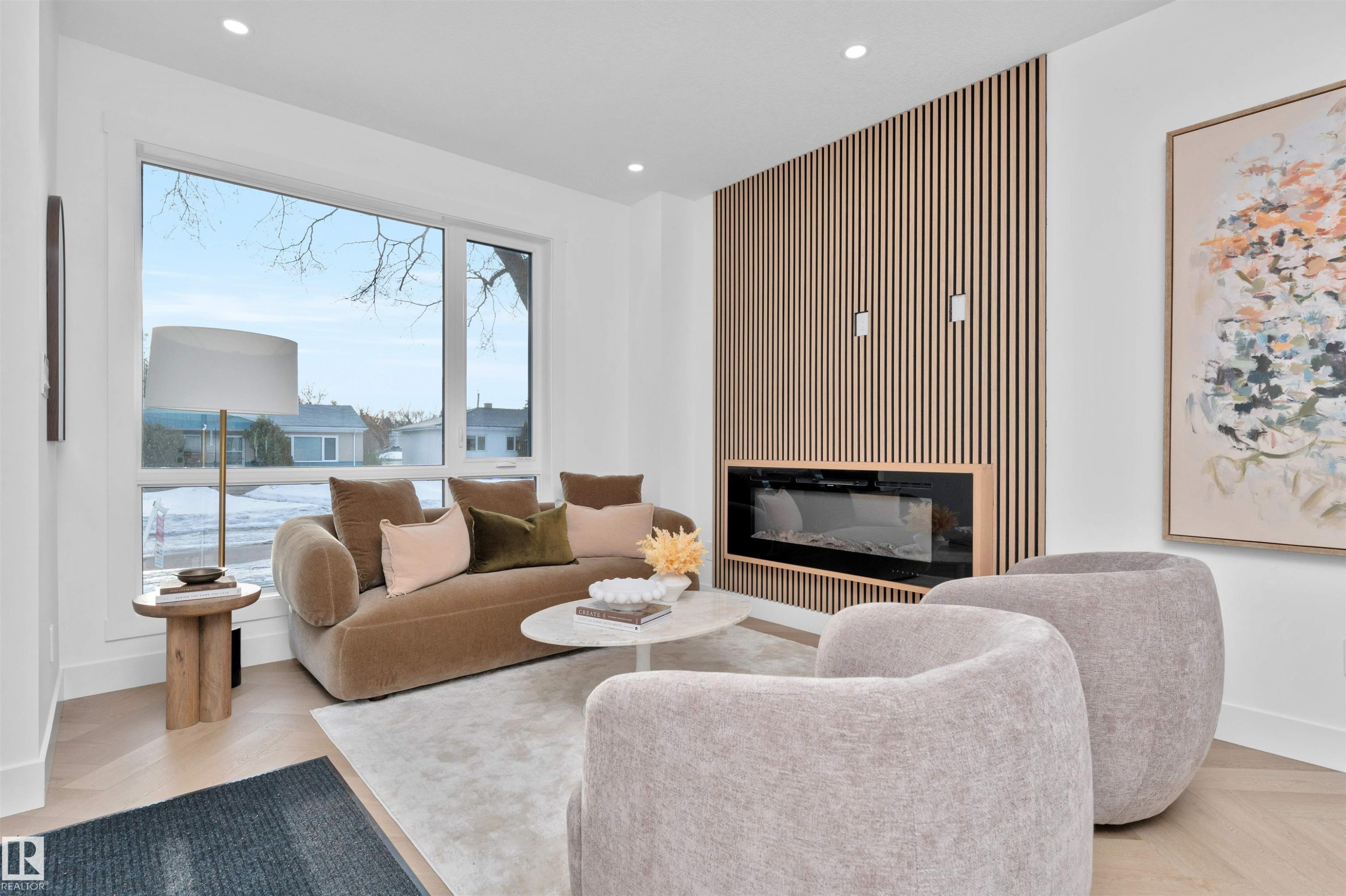 9624 86 Street Nw, Edmonton, AB - Indoor Photo Showing Living Room With Fireplace