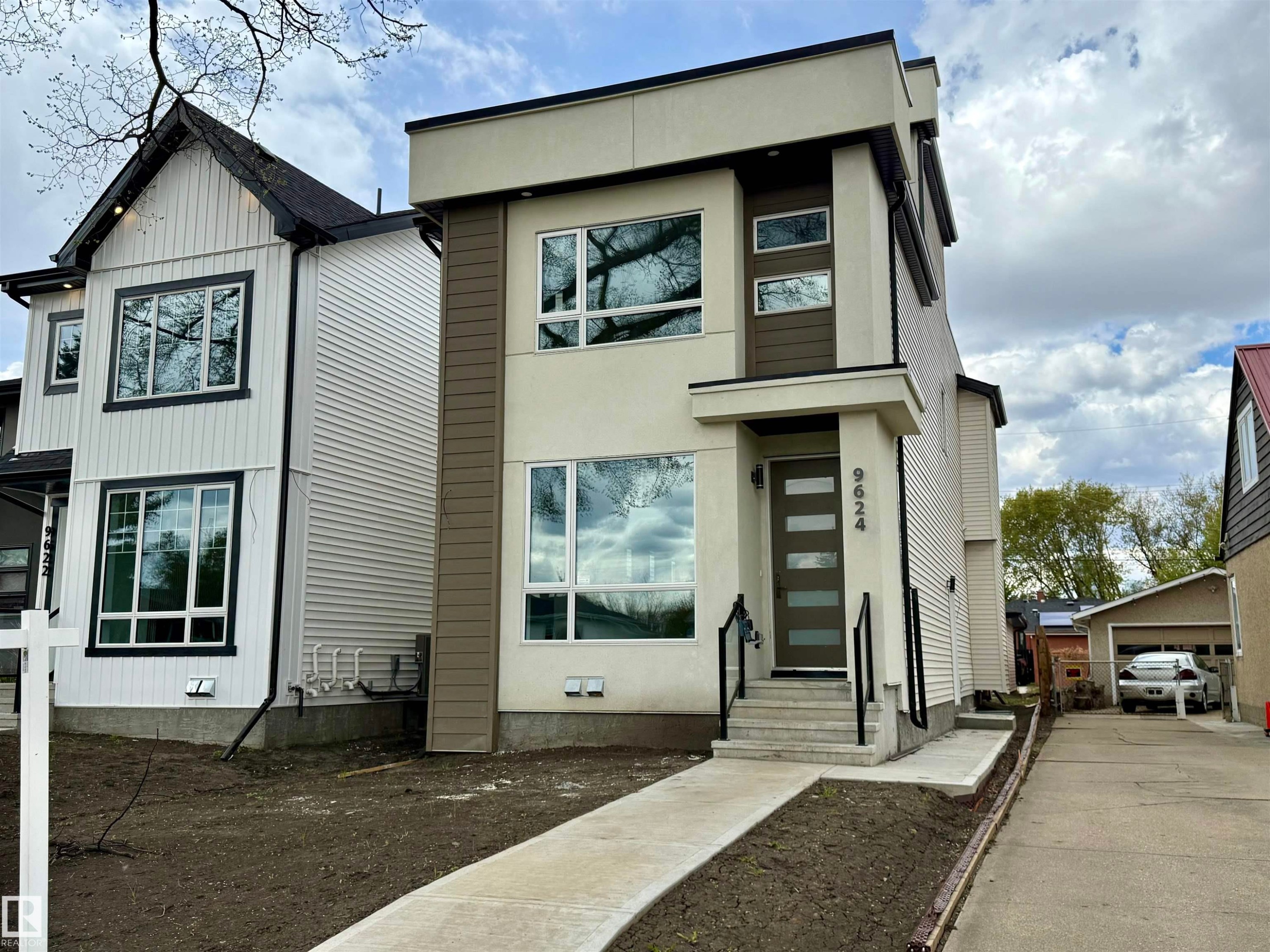 9624 86 Street Nw, Edmonton, AB - Outdoor