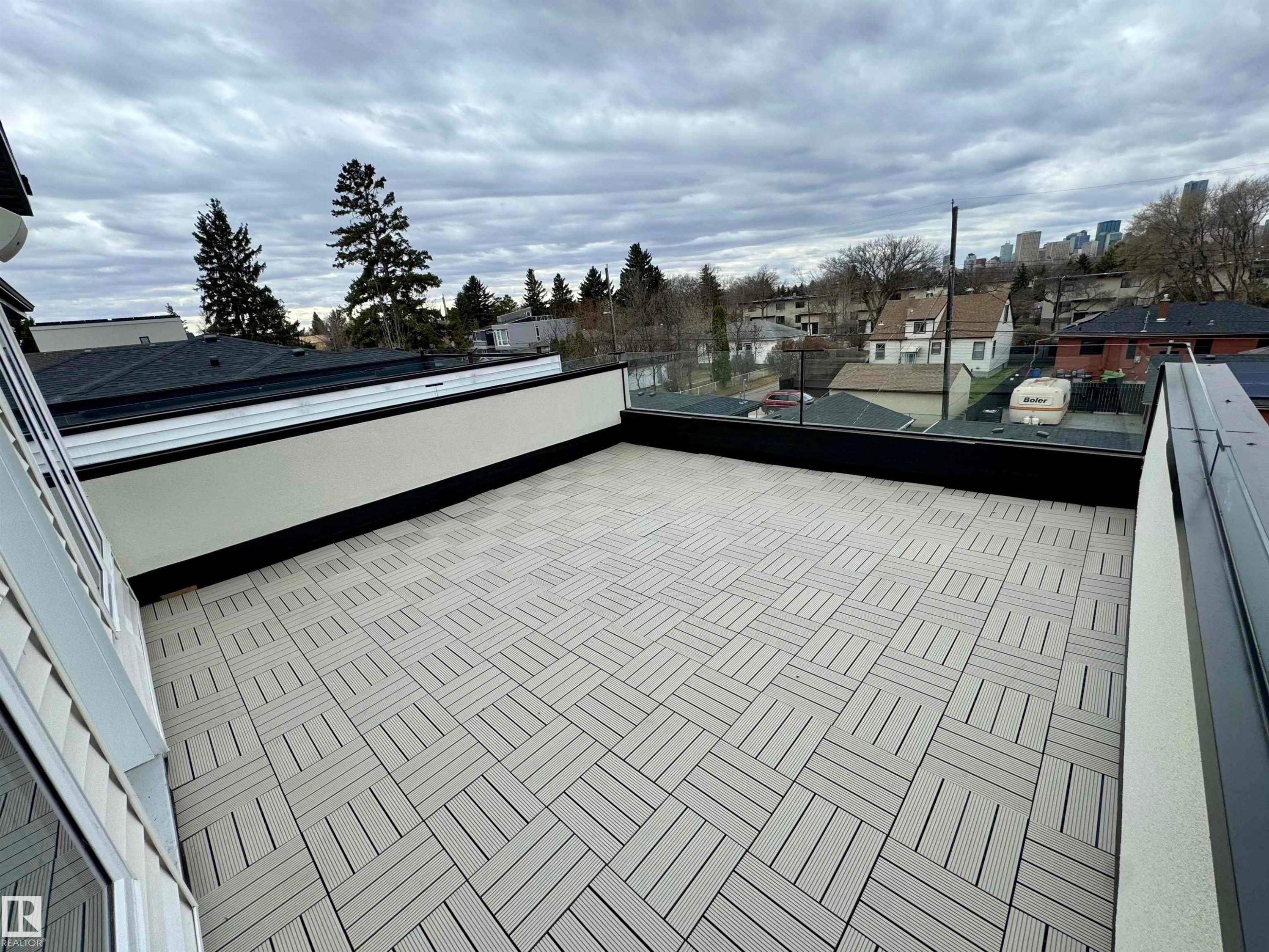 9624 86 Street Nw, Edmonton, AB - Outdoor