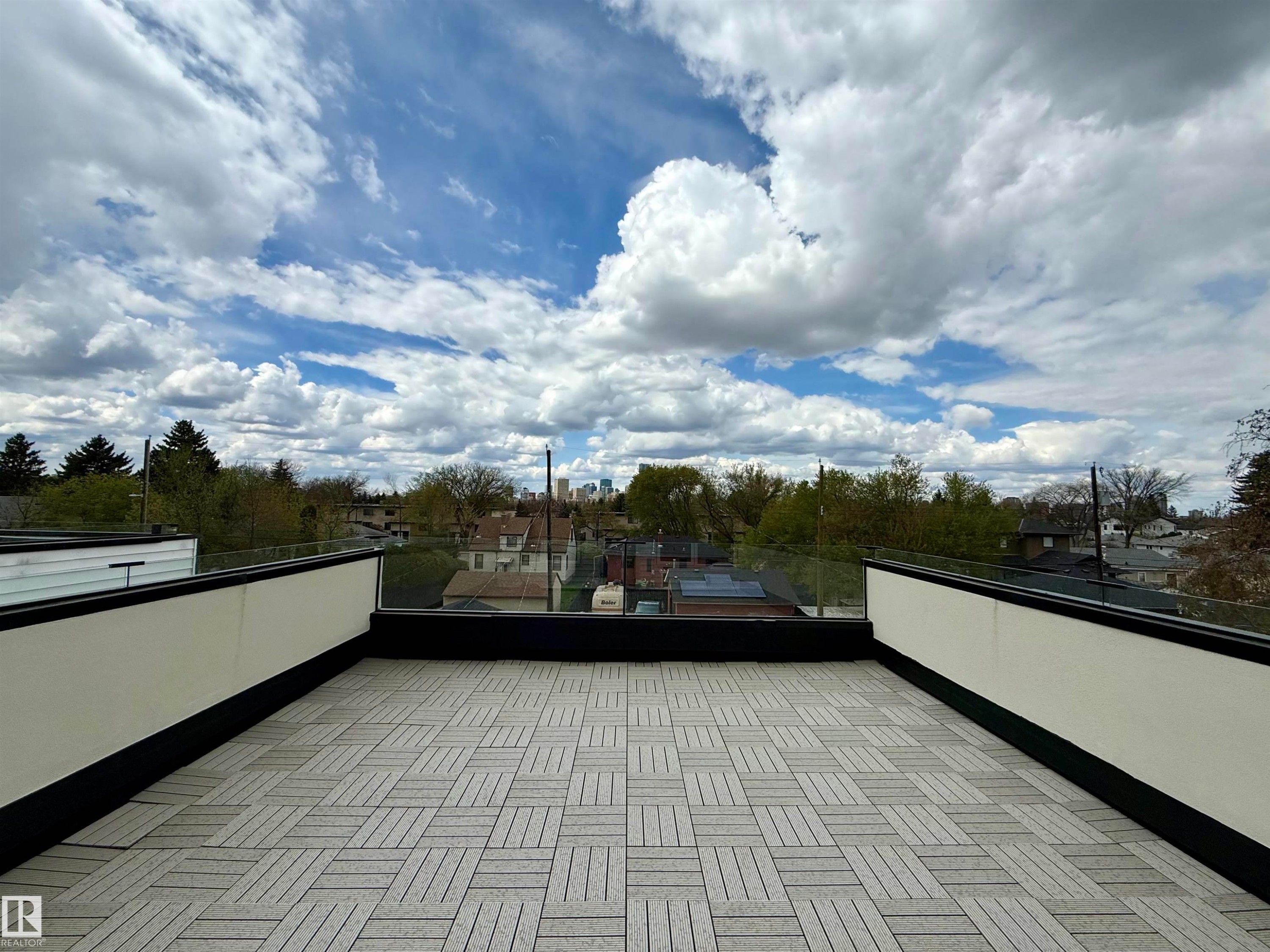 9624 86 Street Nw, Edmonton, AB - Outdoor