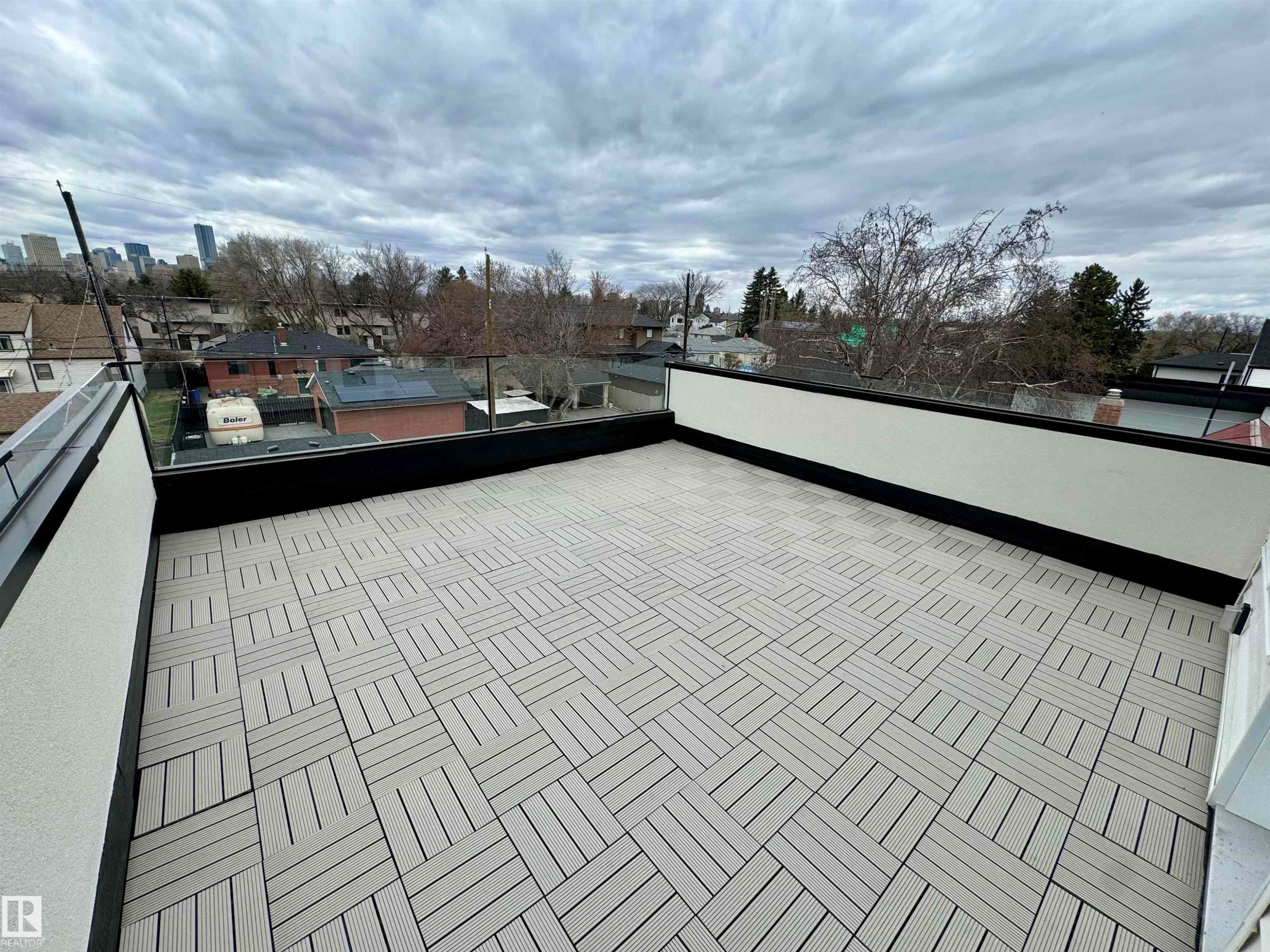 9624 86 Street Nw, Edmonton, AB - Outdoor