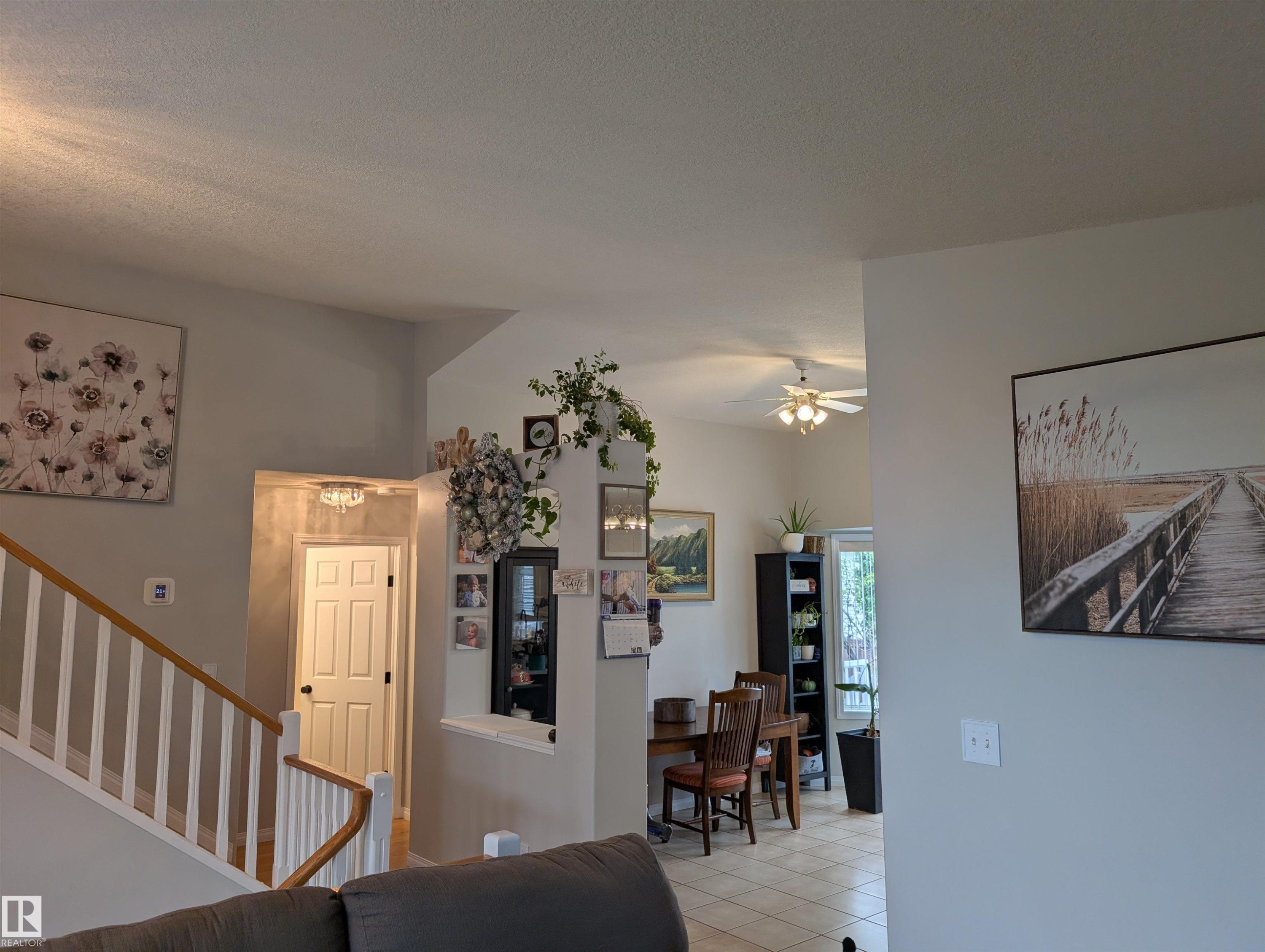 1113 Hermitage Road, Edmonton, AB