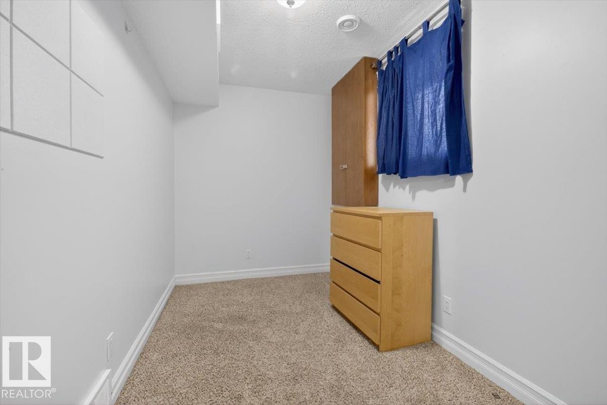 Image quality insufficient for description - 10958 88 Avenue, Edmonton, AB