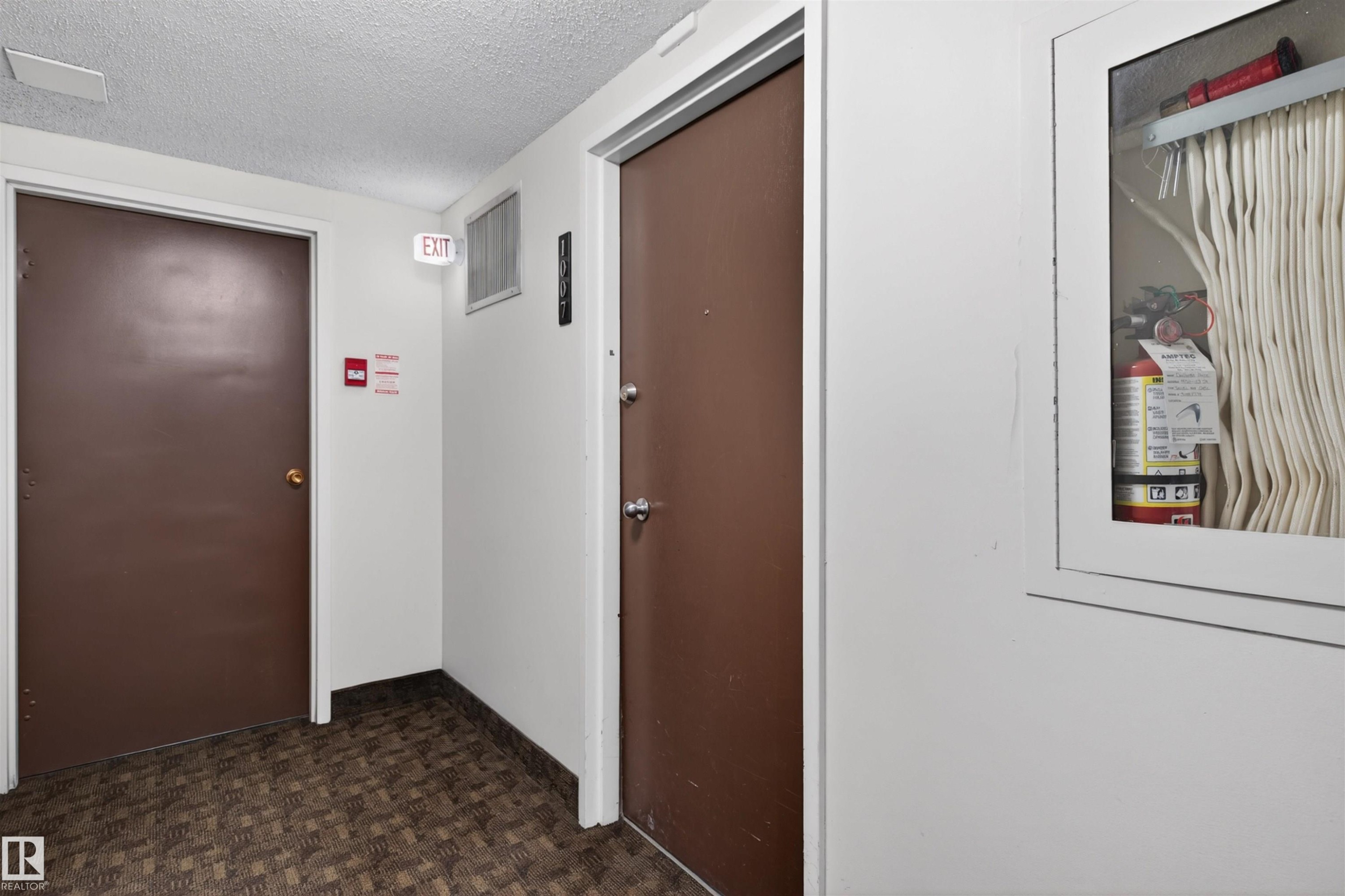 1007 9930 113 Street, Edmonton, AB - Indoor Photo Showing Other Room