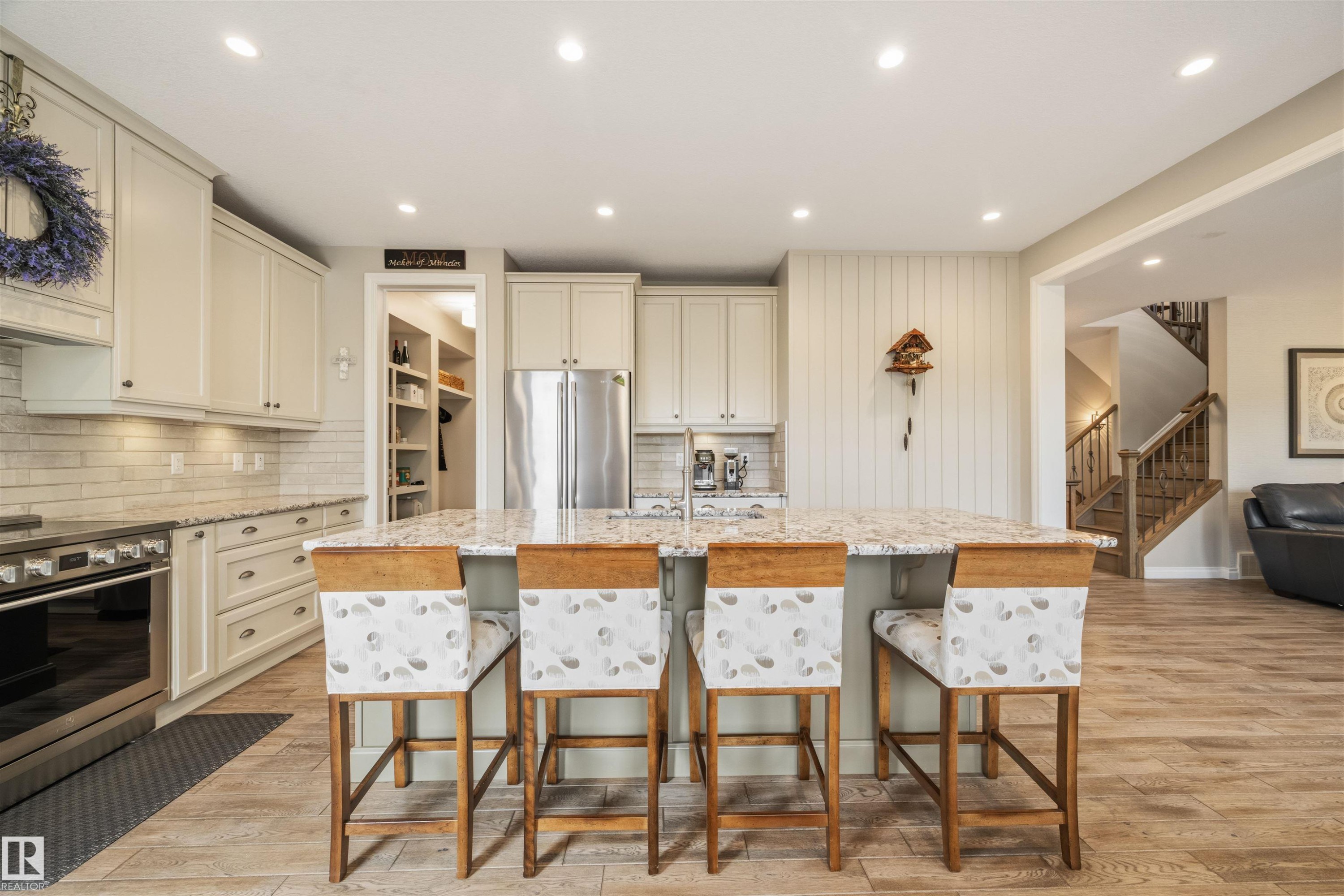 127 Rosemount Court, Beaumont, AB
