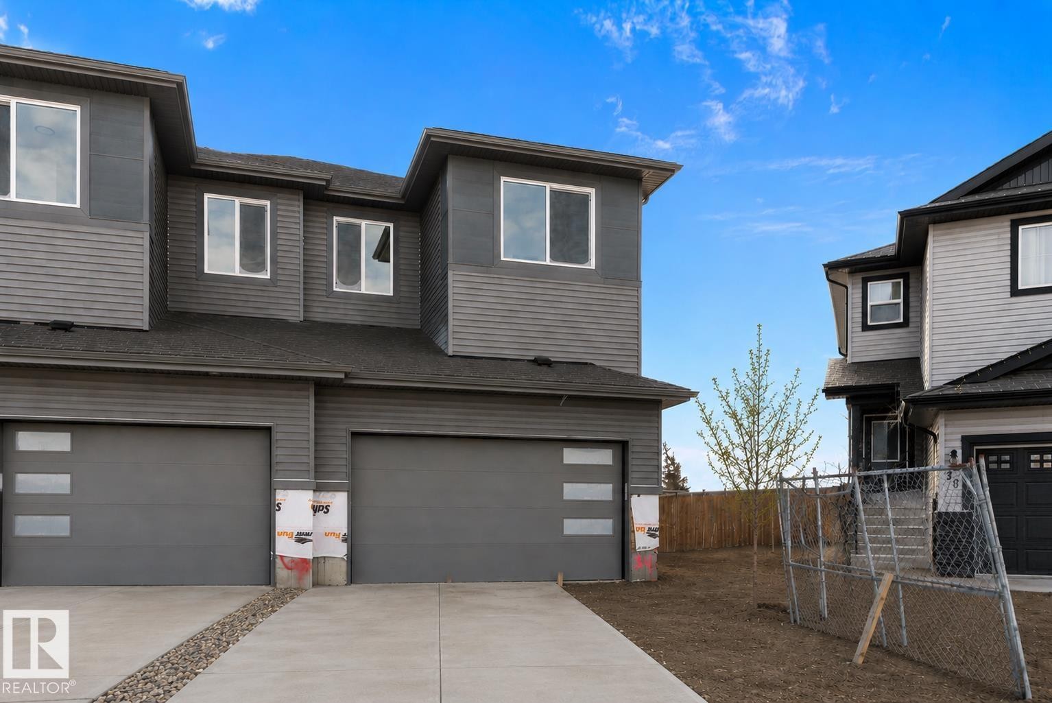 34 Astoria Place, Devon, AB