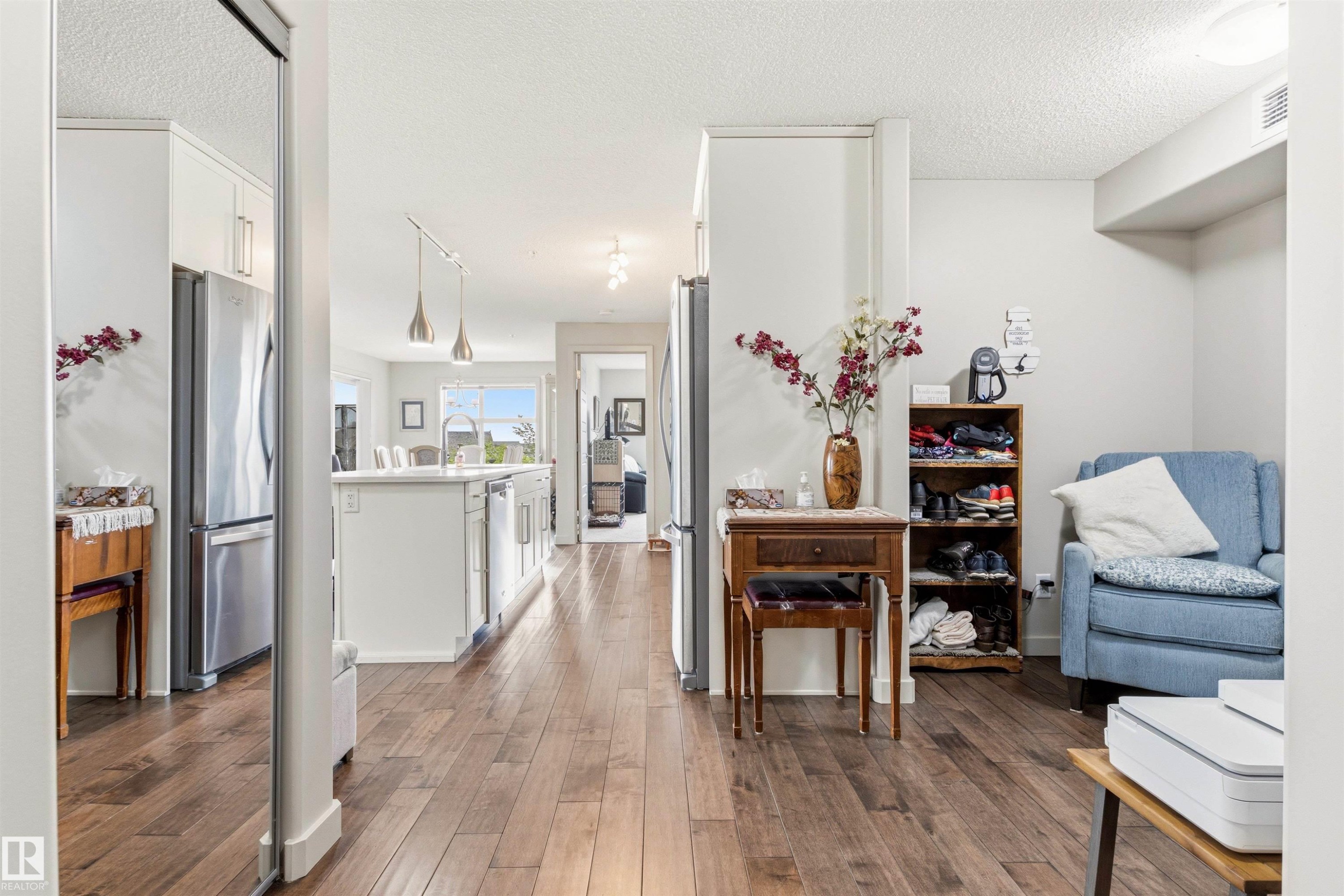 302 5510 Schonsee Drive, Edmonton, AB