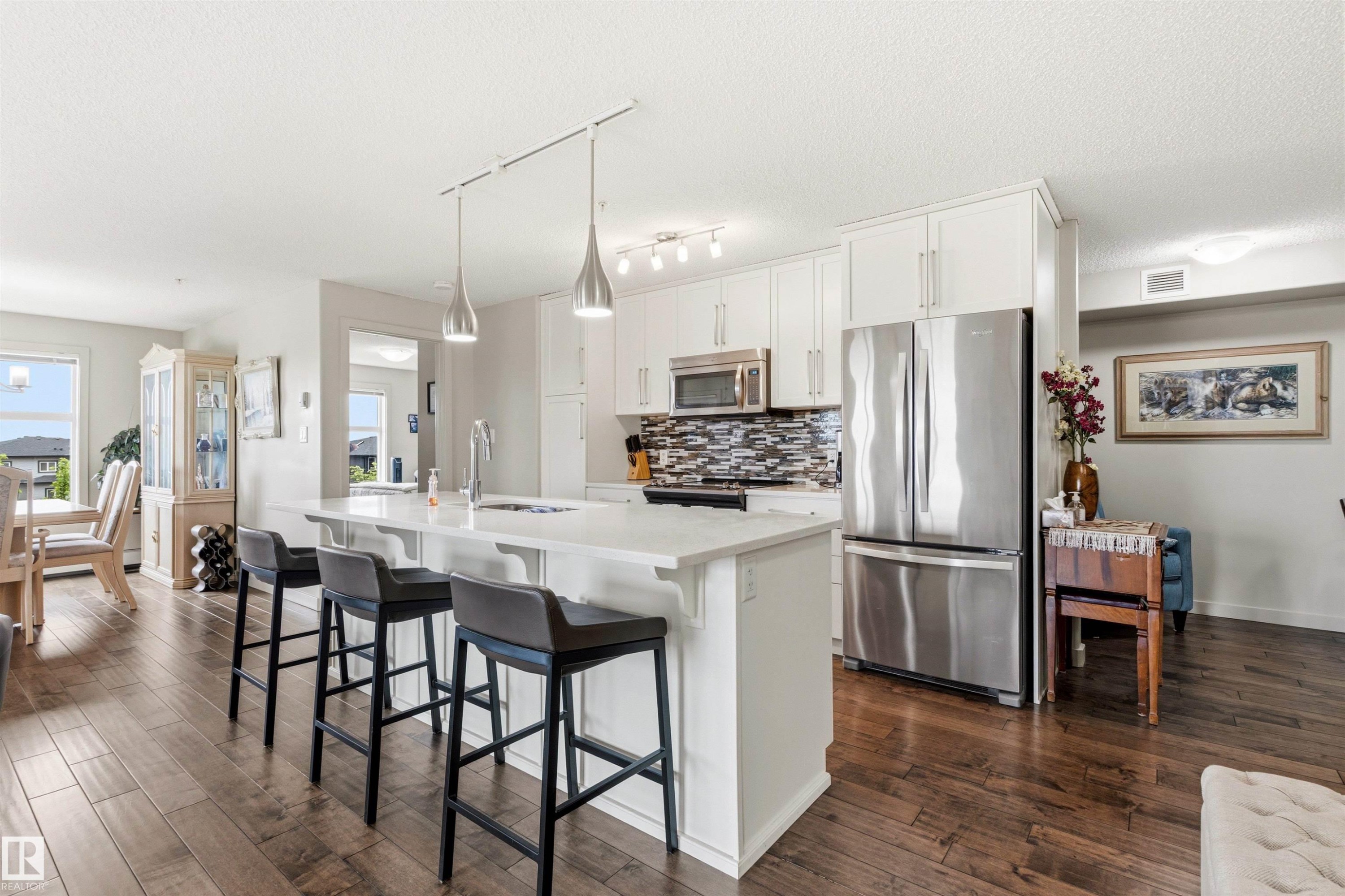 302 5510 Schonsee Drive, Edmonton, AB
