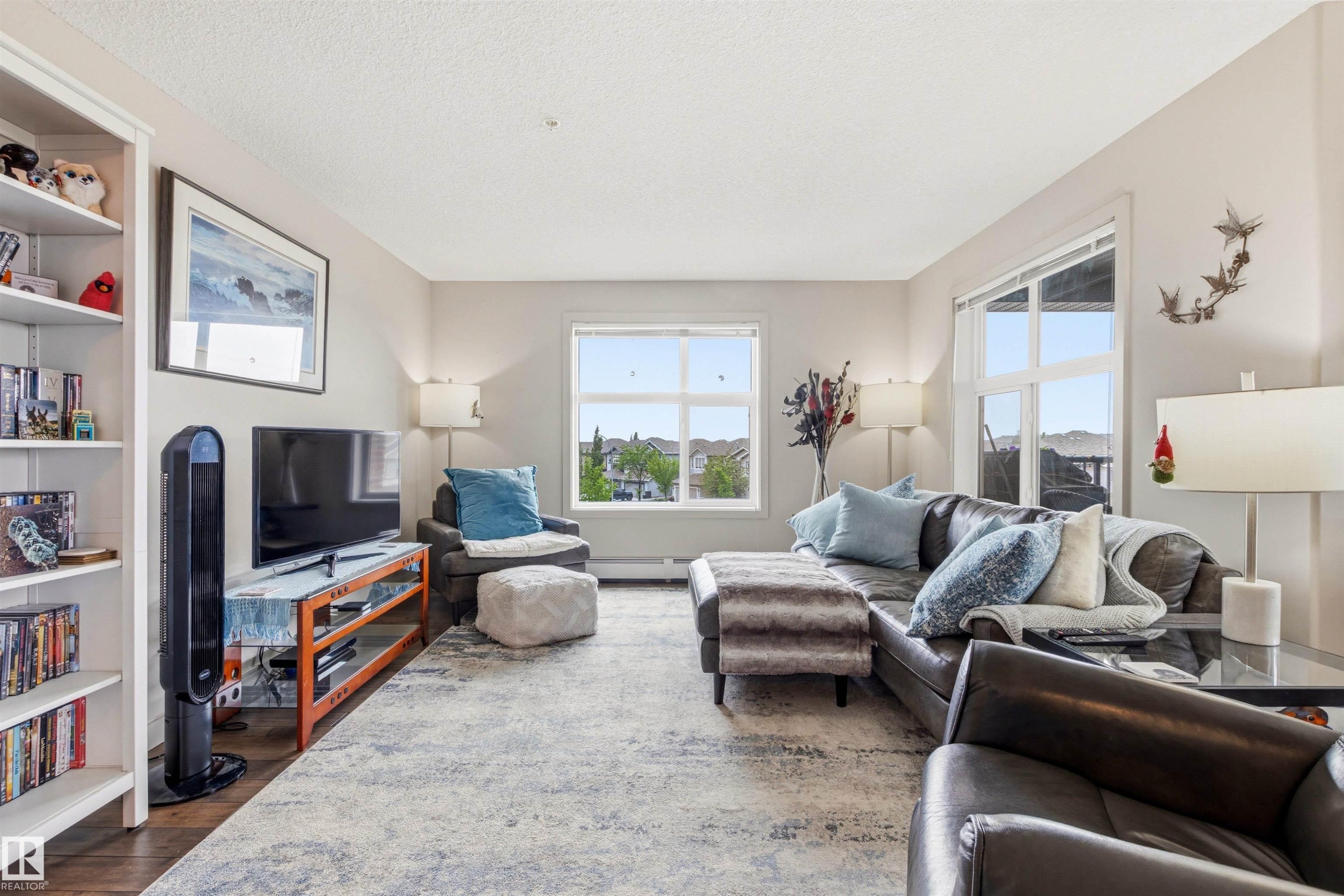 302 5510 Schonsee Drive, Edmonton, AB