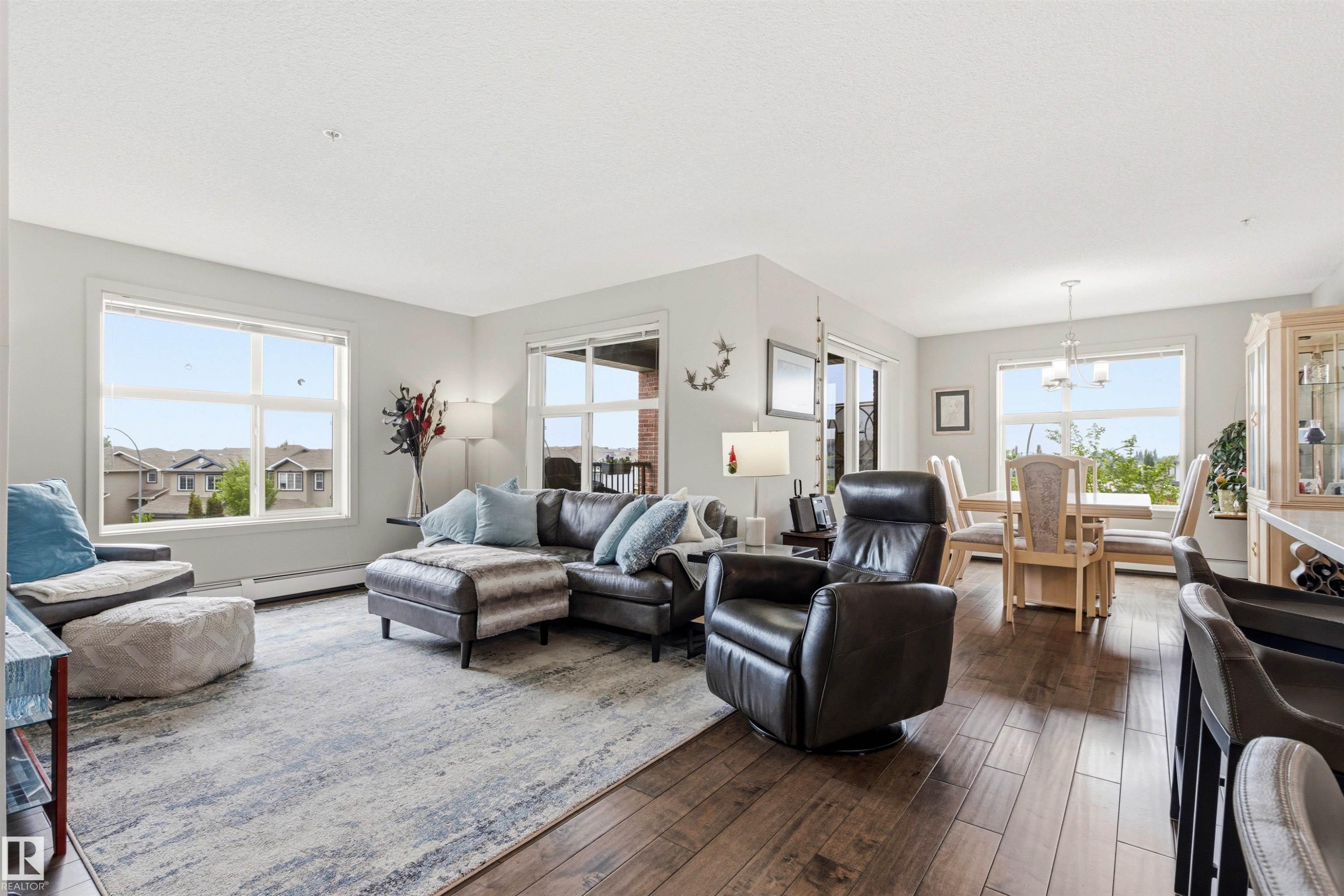 302 5510 Schonsee Drive, Edmonton, AB