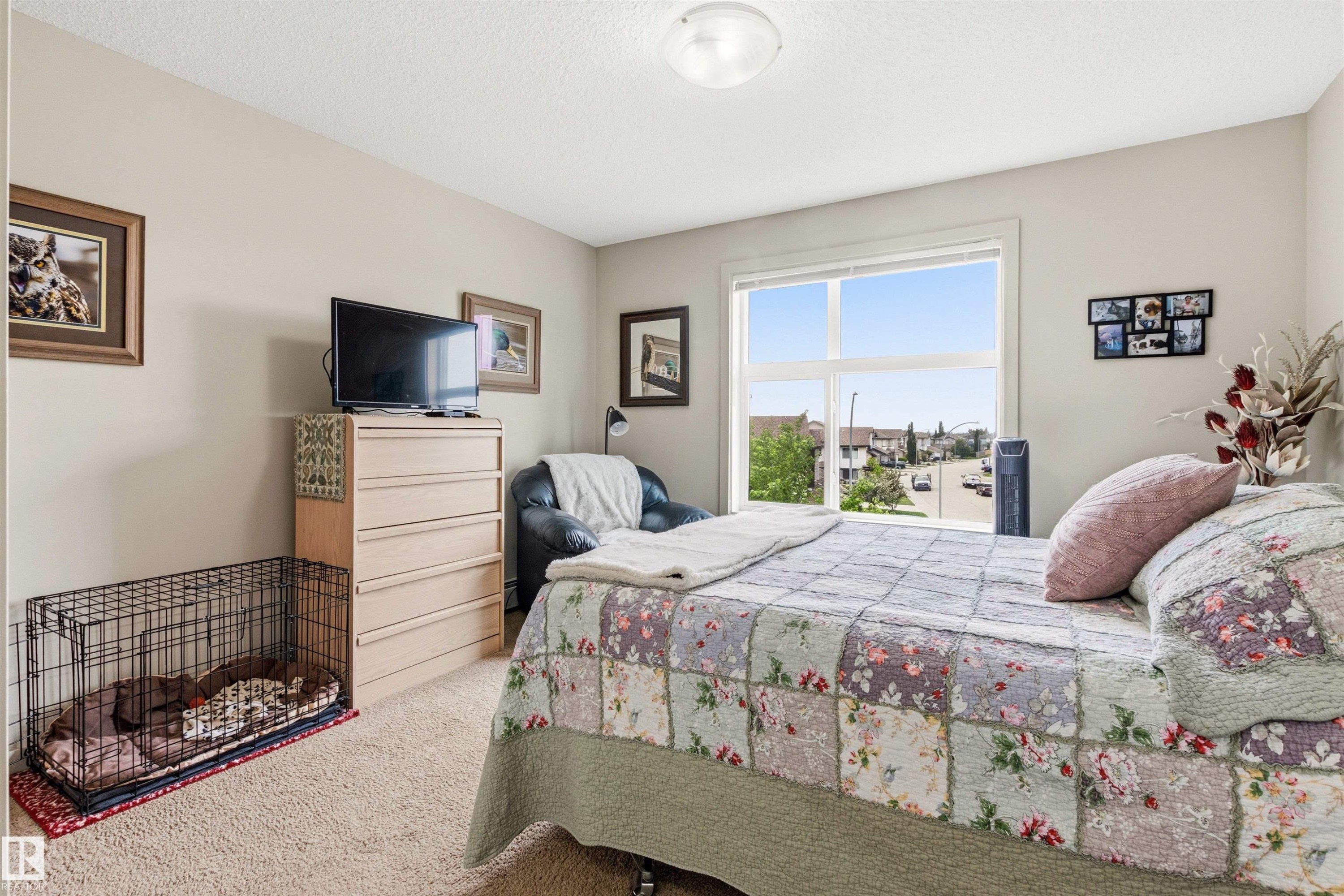 302 5510 Schonsee Drive, Edmonton, AB