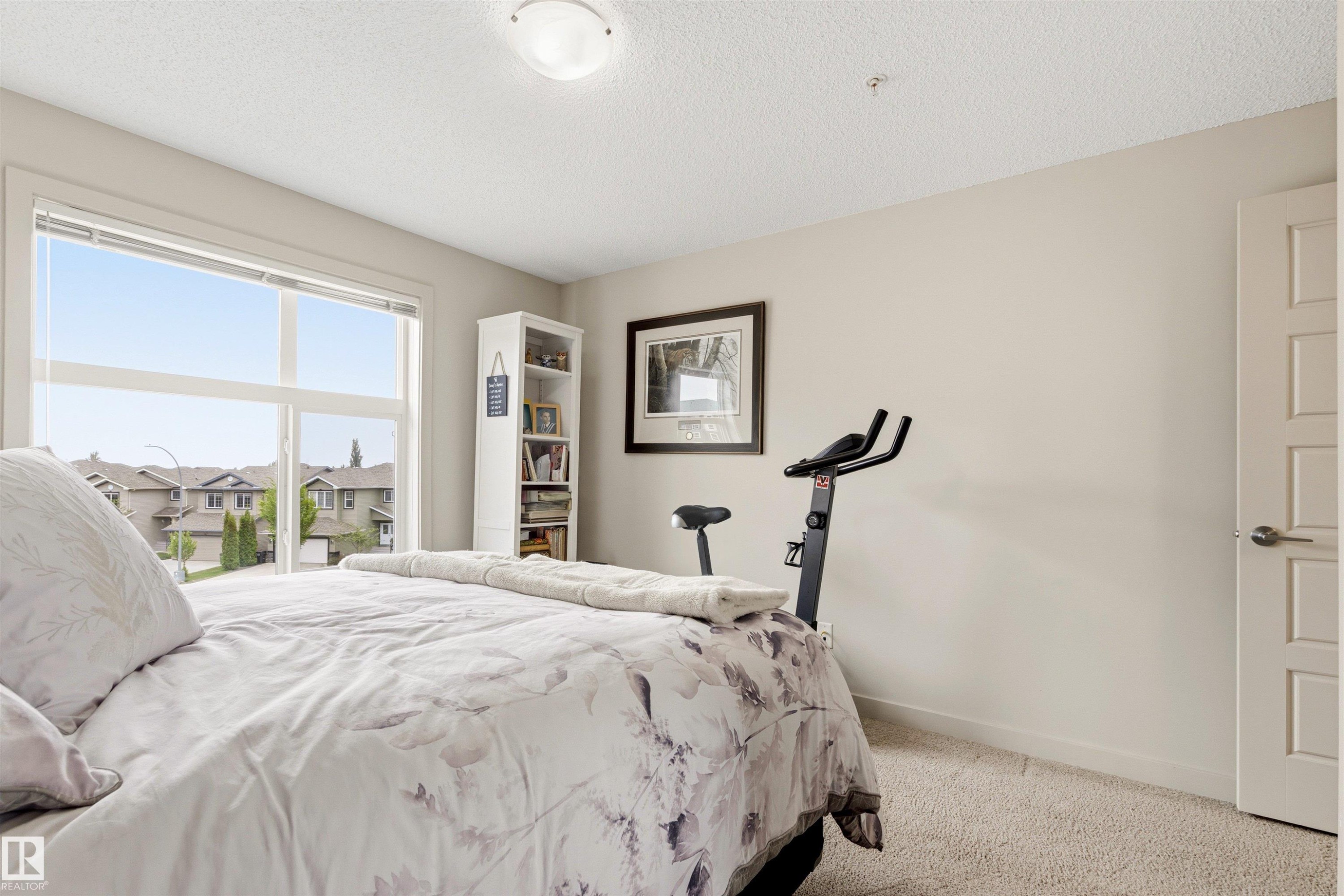 302 5510 Schonsee Drive, Edmonton, AB