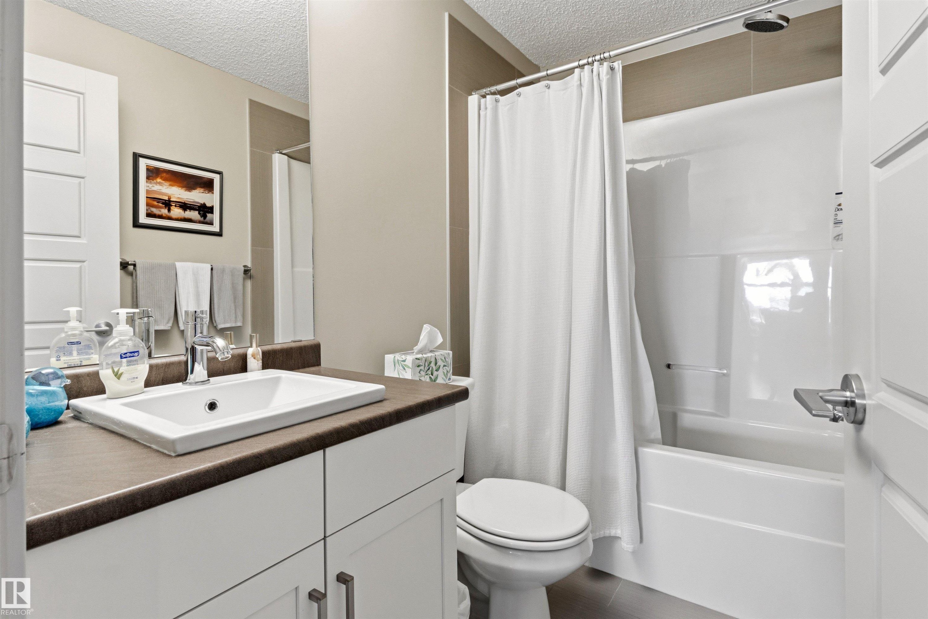 302 5510 Schonsee Drive, Edmonton, AB