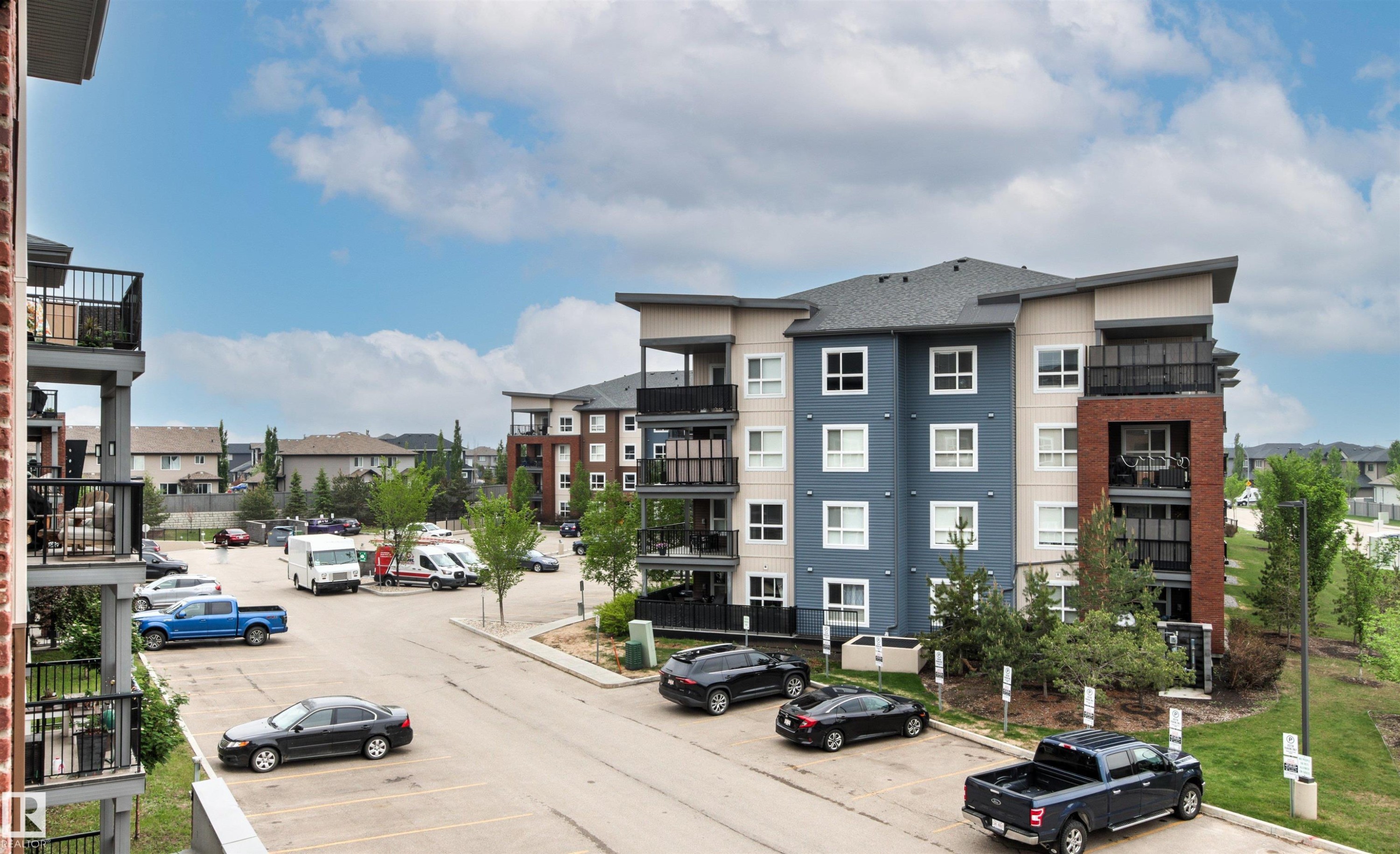 302 5510 Schonsee Drive, Edmonton, AB