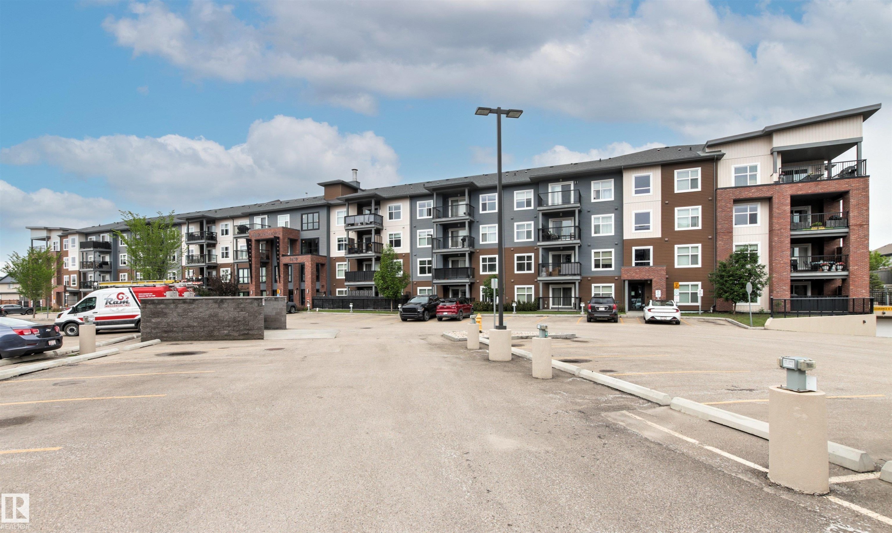 302 5510 Schonsee Drive, Edmonton, AB