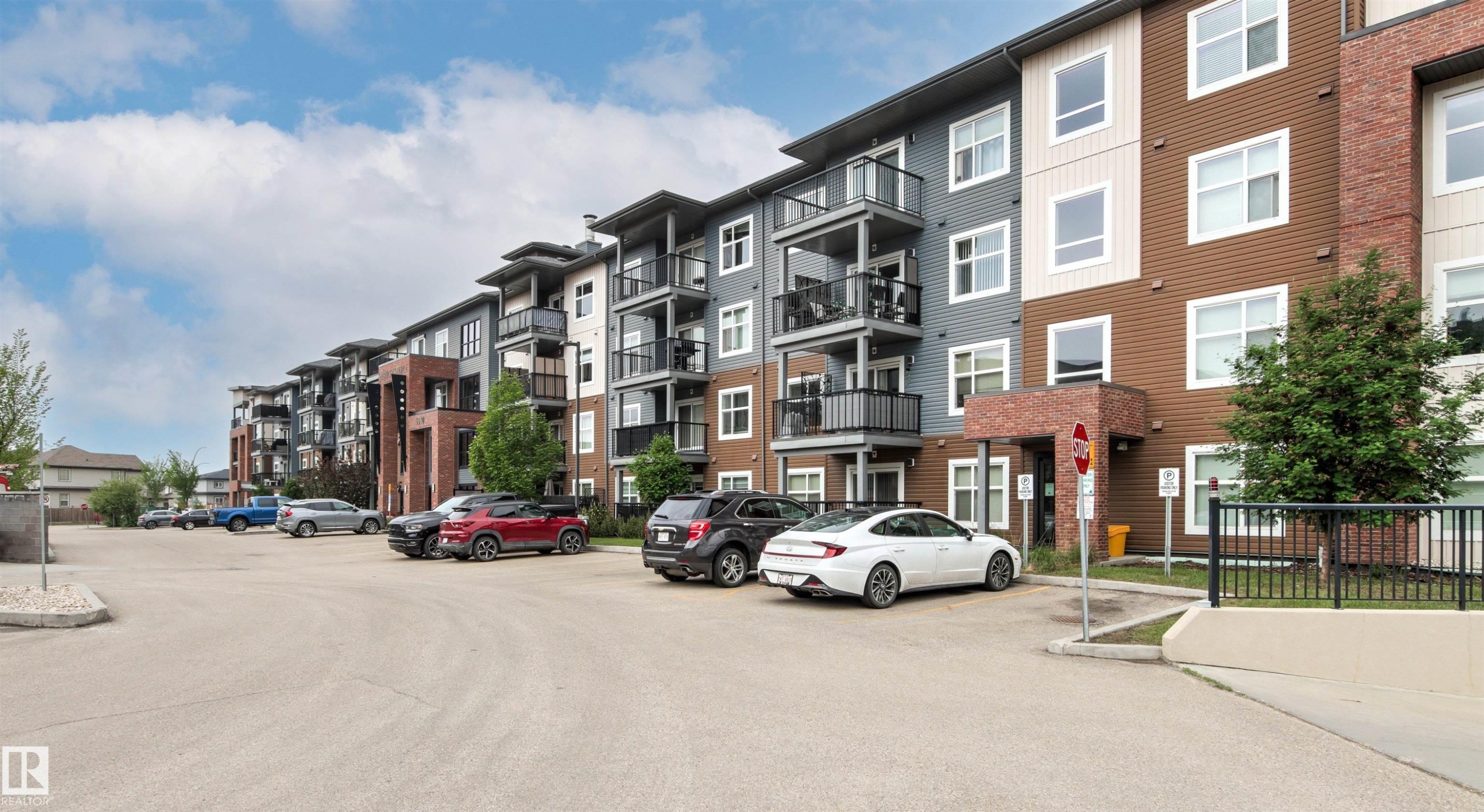 302 5510 Schonsee Drive, Edmonton, AB