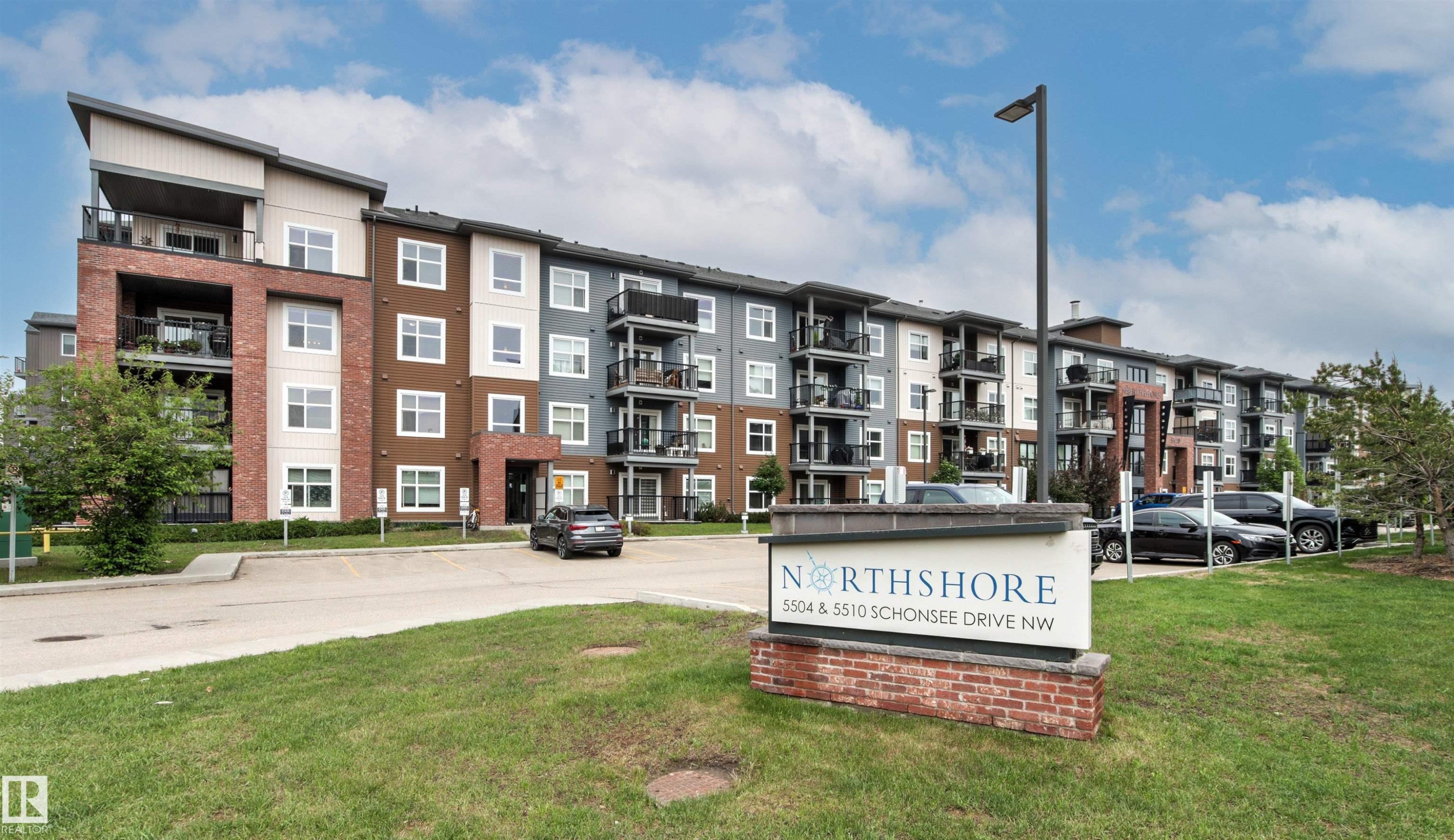 302 5510 Schonsee Drive, Edmonton, AB