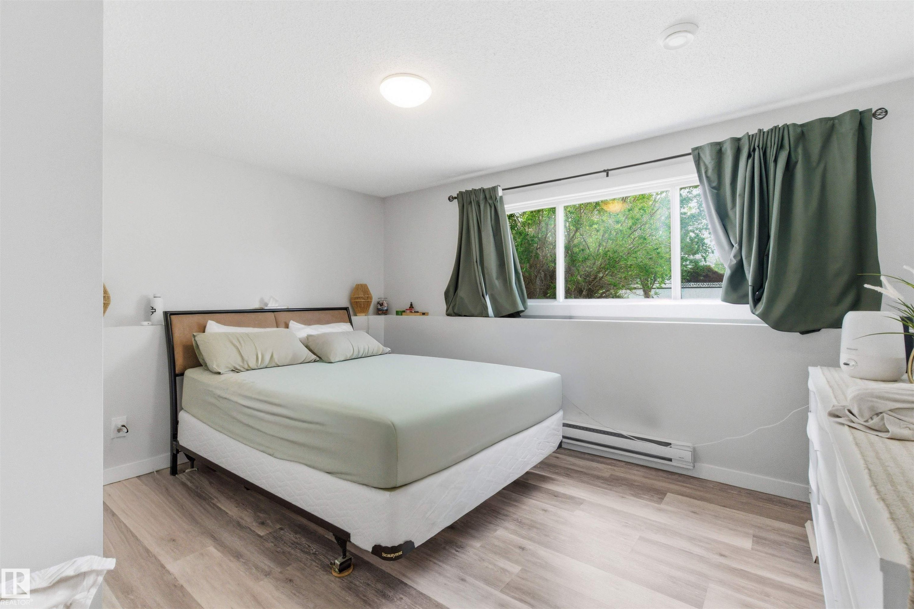 13007 135 Street, Edmonton, AB