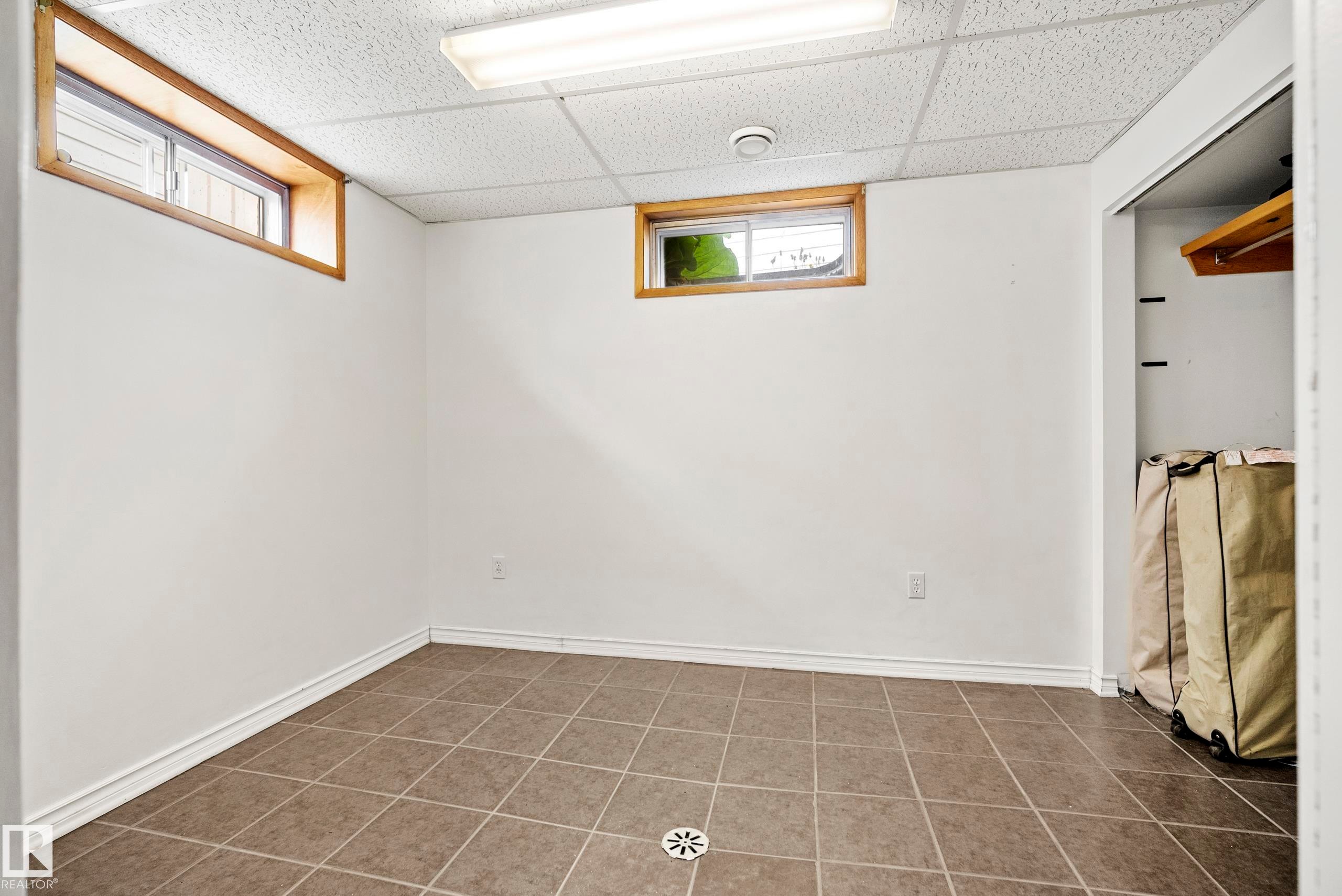 4304 42 Avenue, Leduc, AB