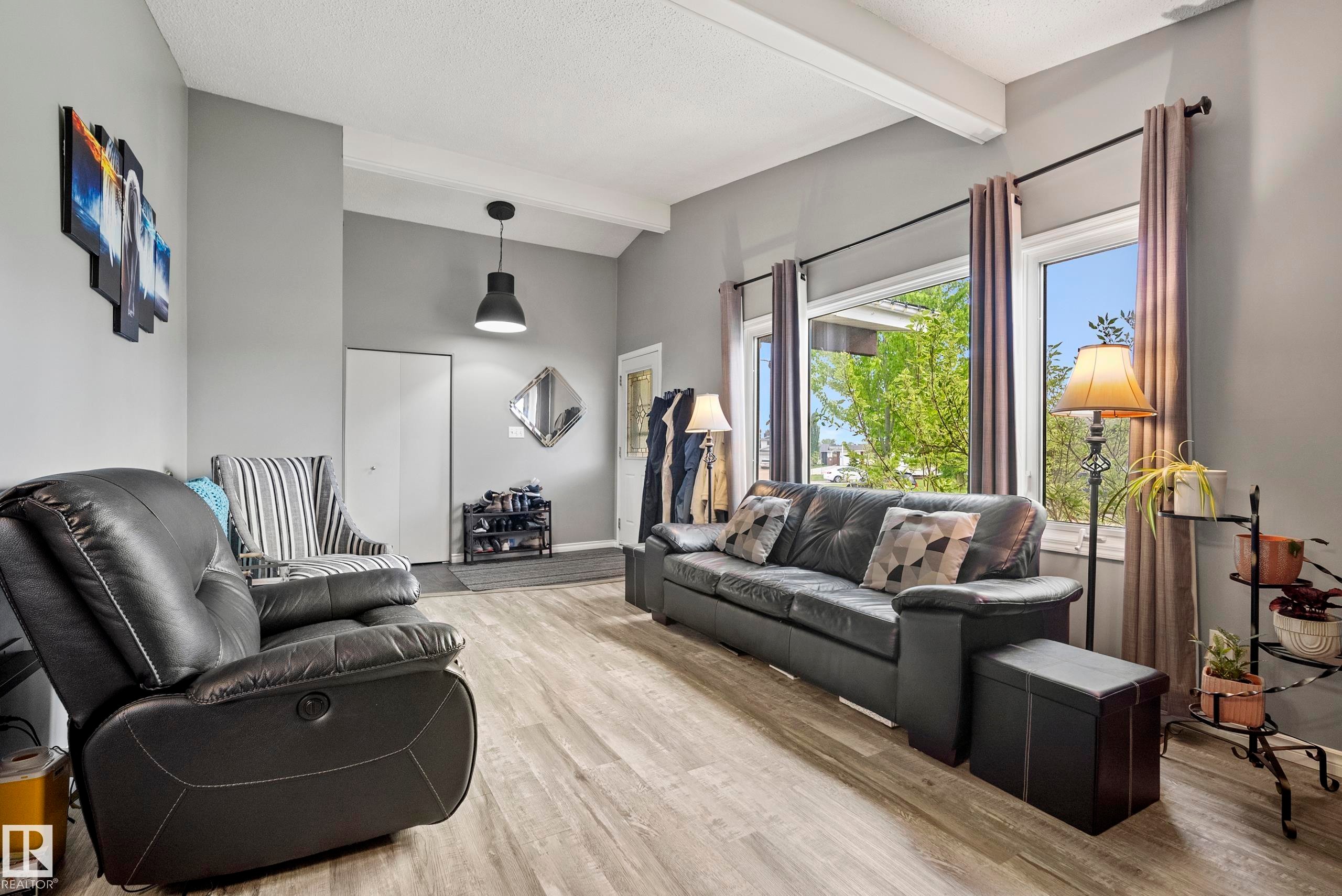 4304 42 Avenue, Leduc, AB