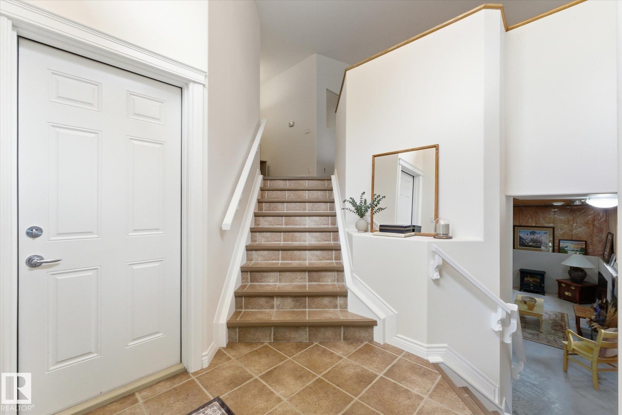 843 Oakland Place, Devon, AB