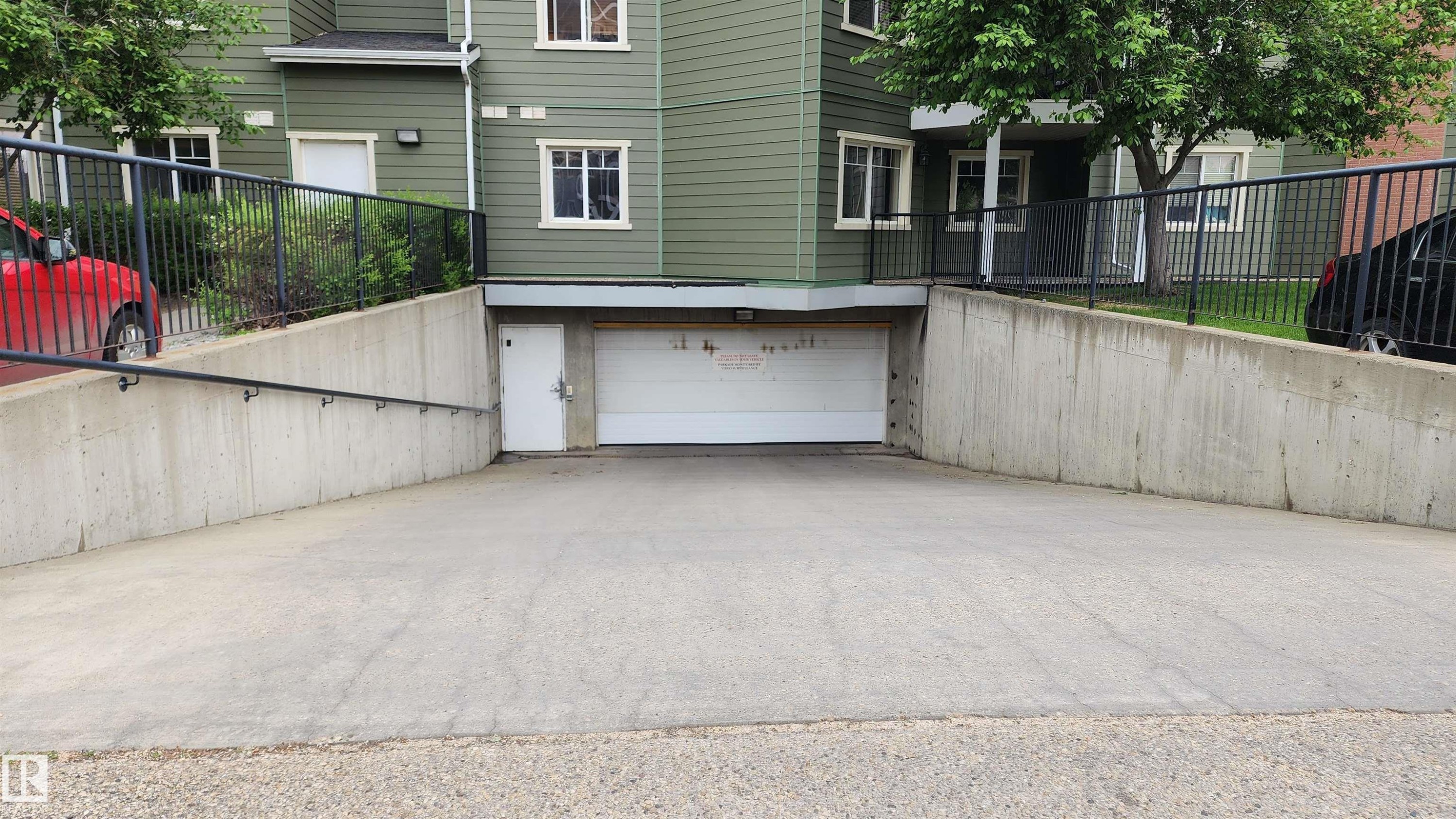 #211 6925 199 St Nw, Edmonton, AB - Outdoor With Balcony