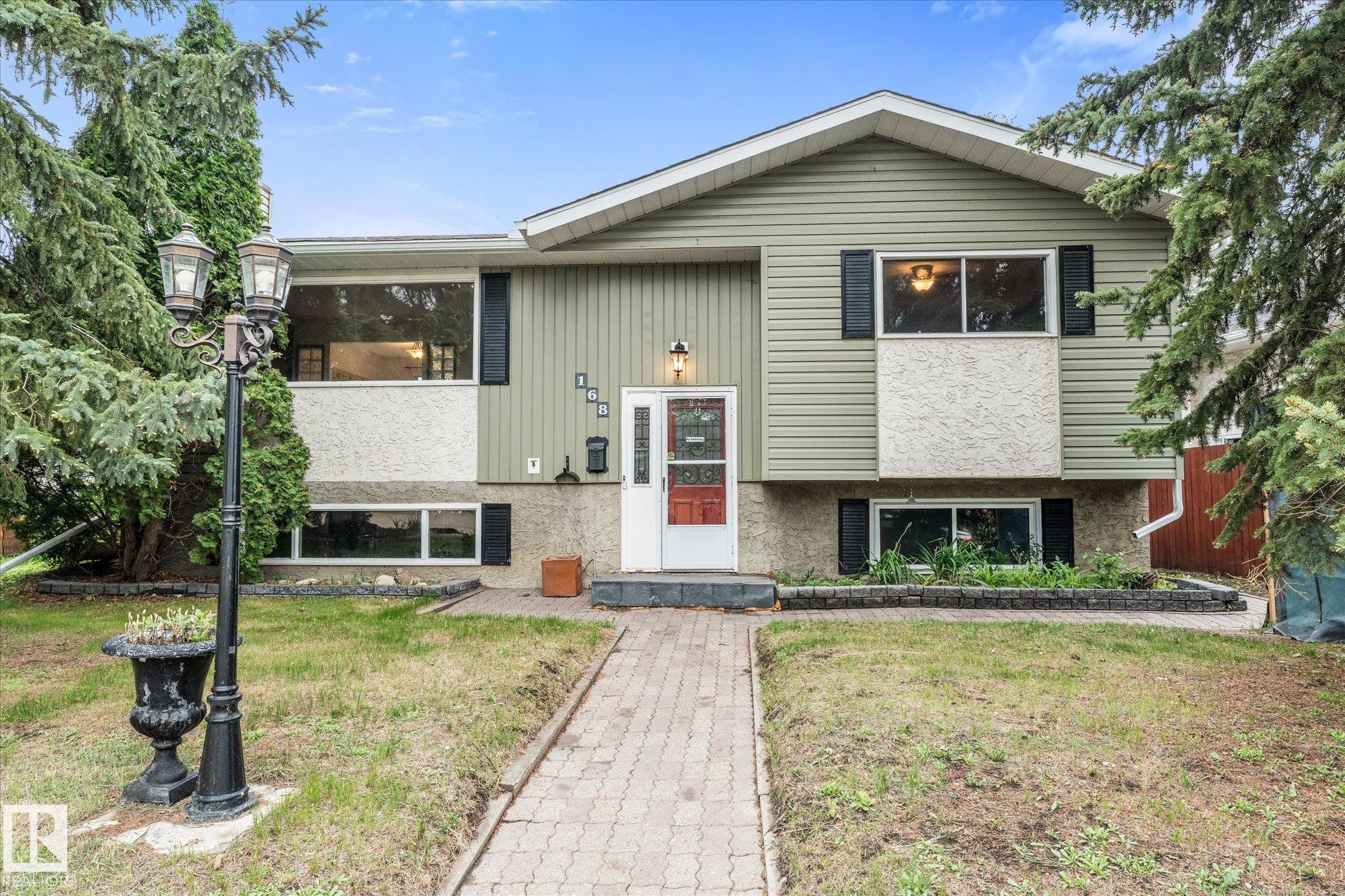168 Clareview Road, Edmonton, AB