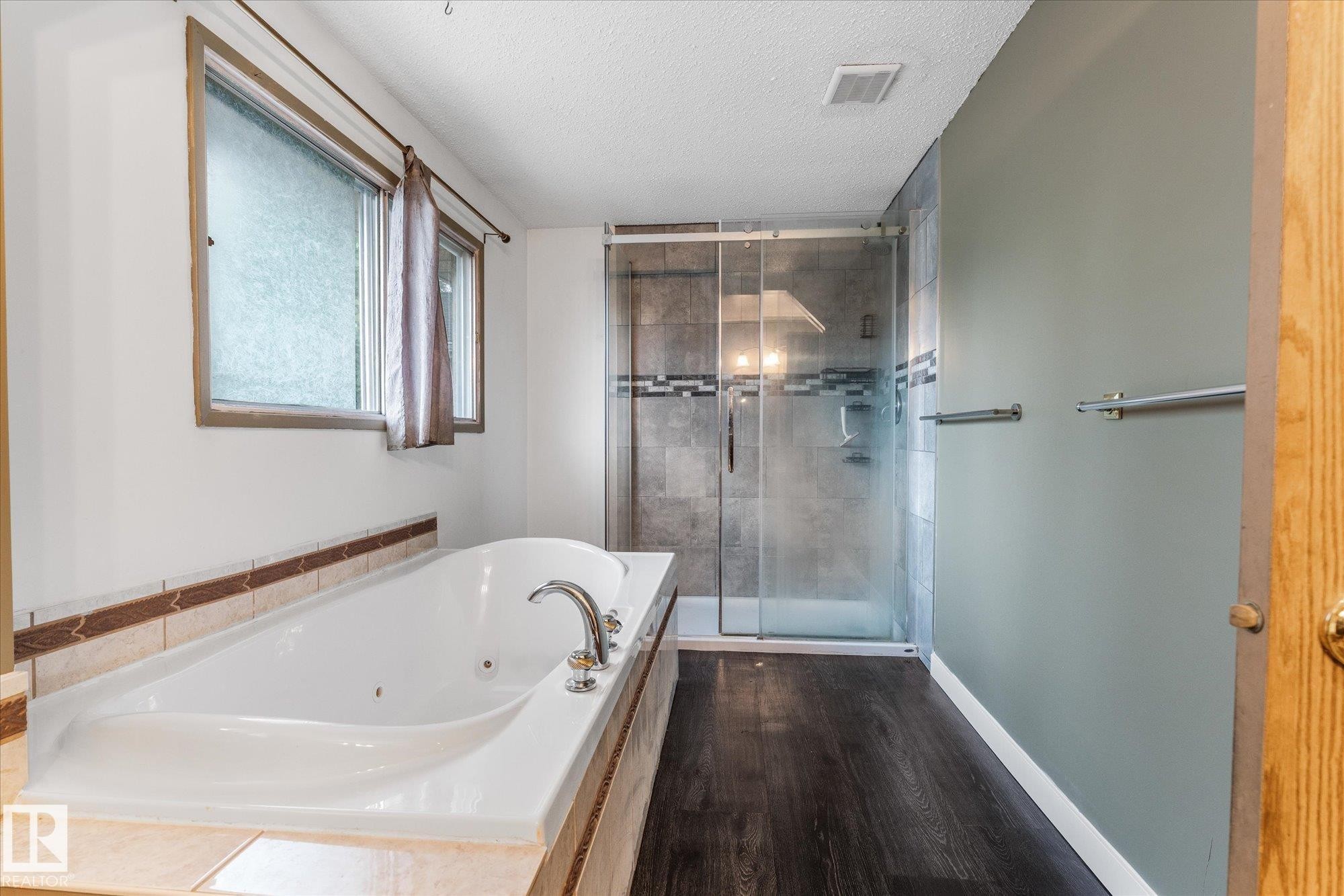 168 Clareview Road, Edmonton, AB