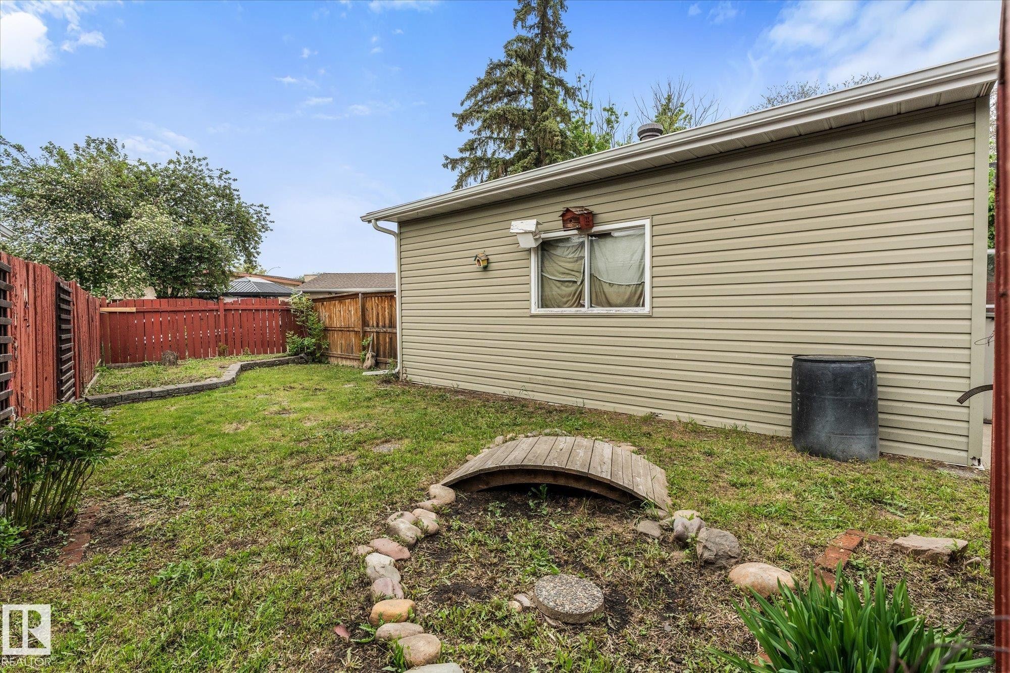 168 Clareview Road, Edmonton, AB