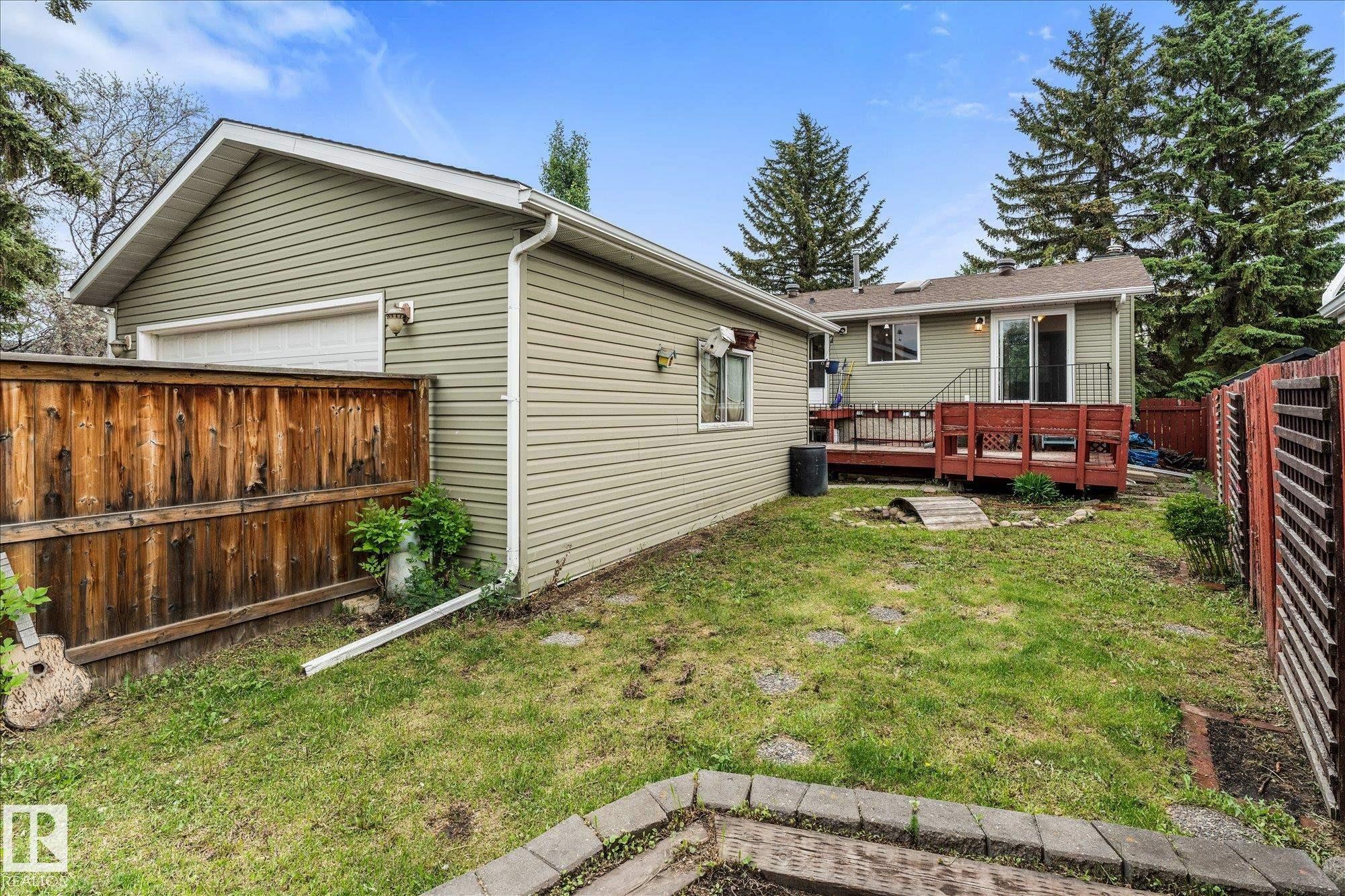 168 Clareview Road, Edmonton, AB