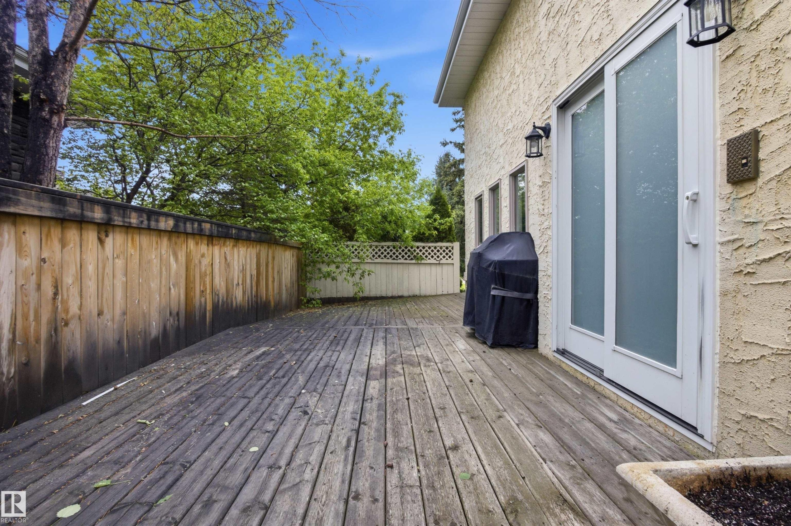521 Estate Drive, Sherwood Park, AB - Outdoor With Exterior