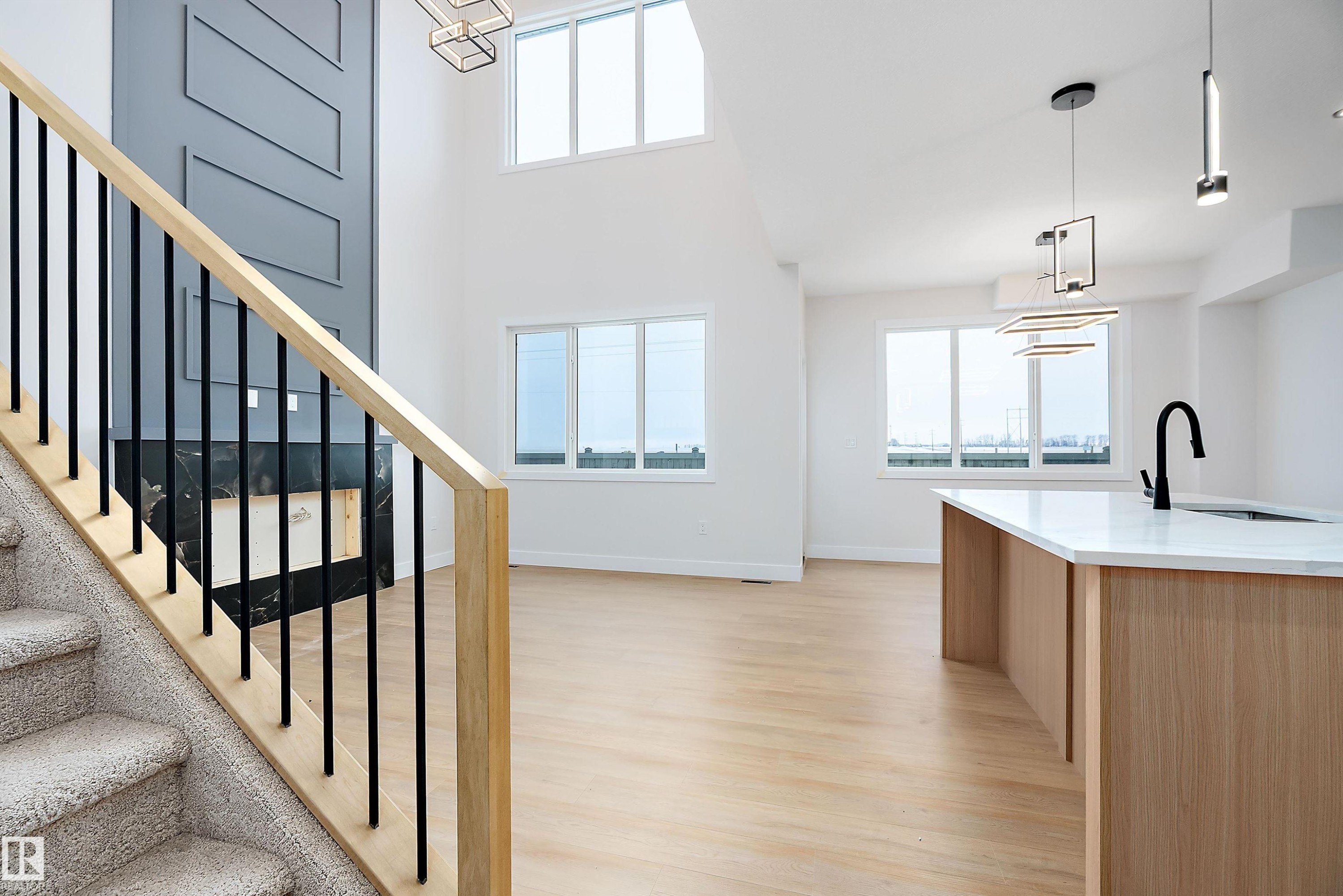 38 Astoria Place, Devon, AB