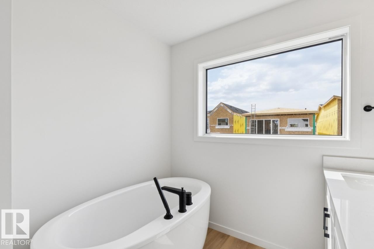 428 30 Street, Edmonton, AB